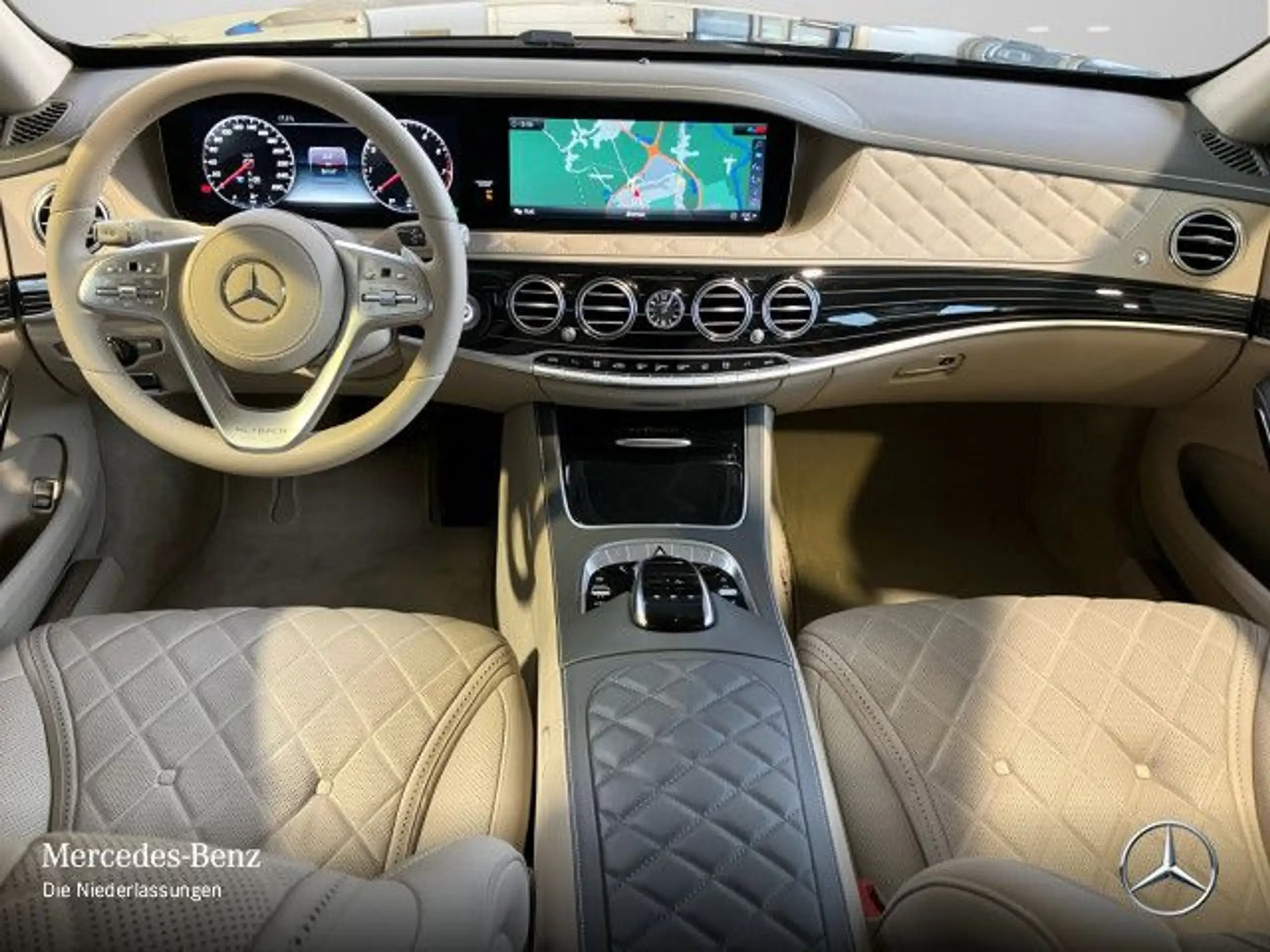 Mercedes-Benz - S 560