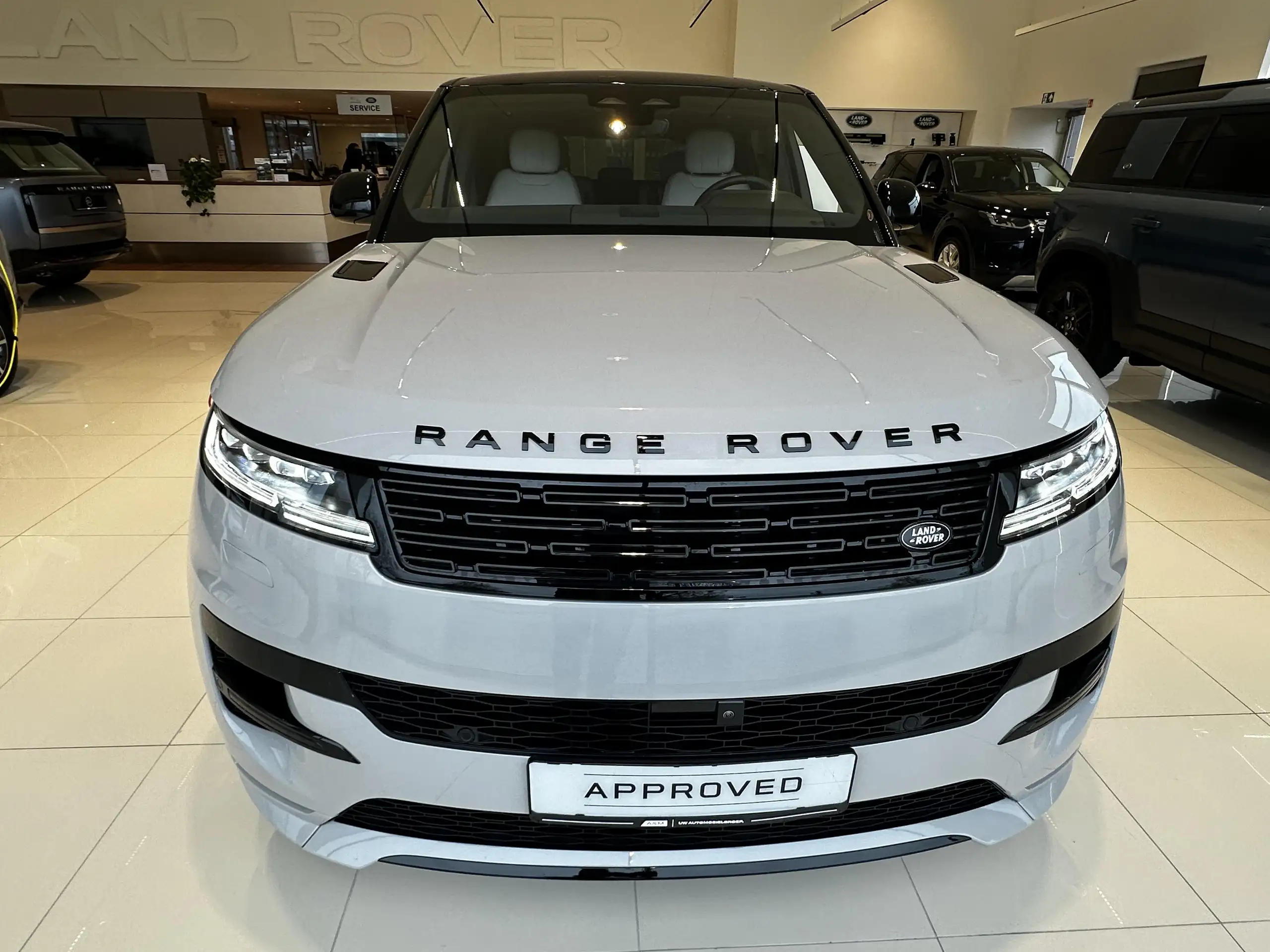 Land Rover - Range Rover Sport