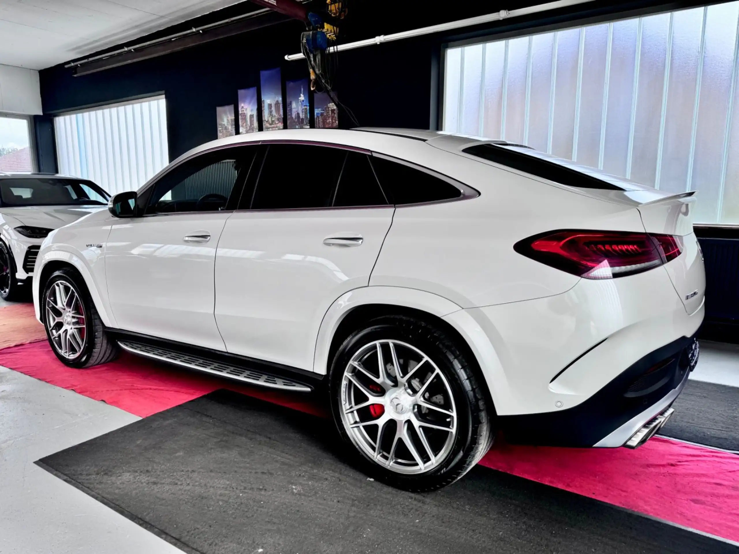 Mercedes-Benz - GLE 63 AMG