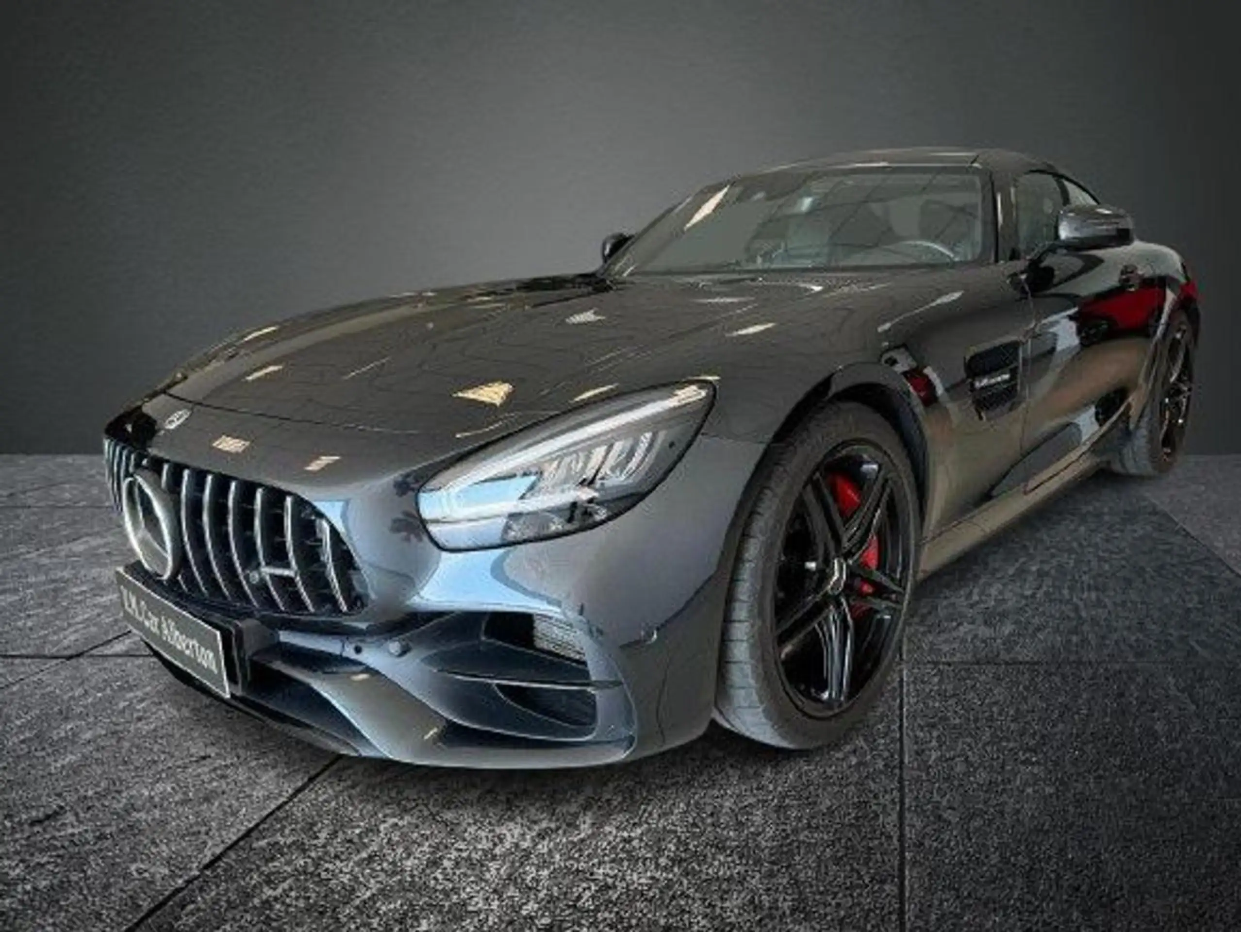 Mercedes-Benz - AMG GT