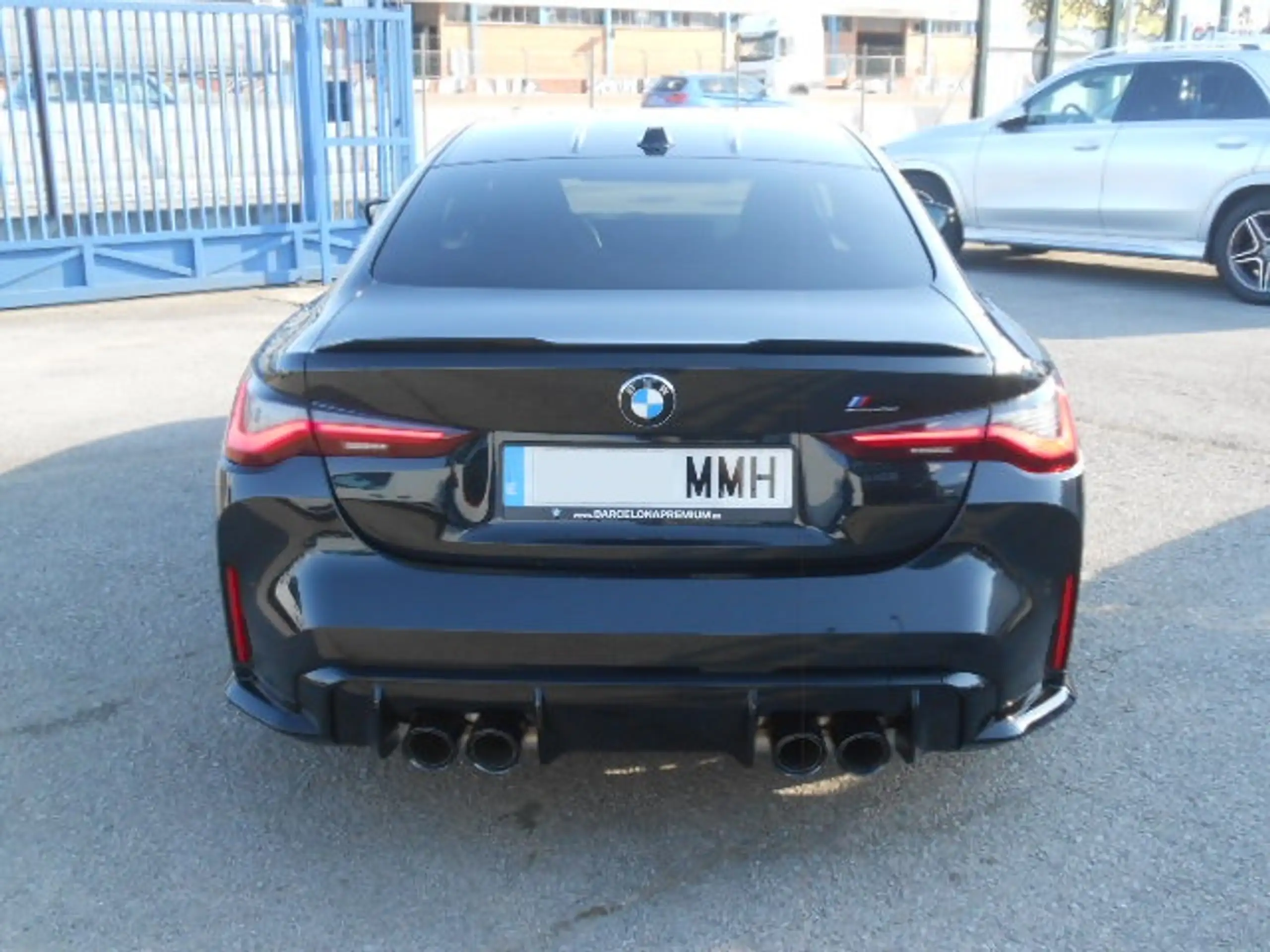 BMW - M4