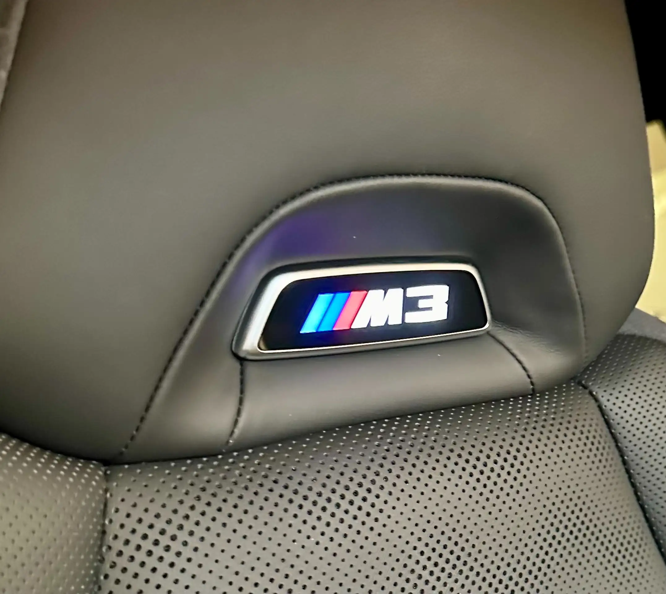 BMW - M3