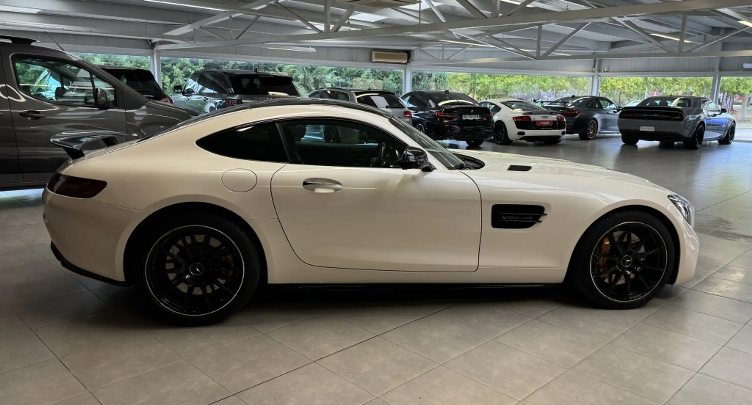 Mercedes-Benz - AMG GT