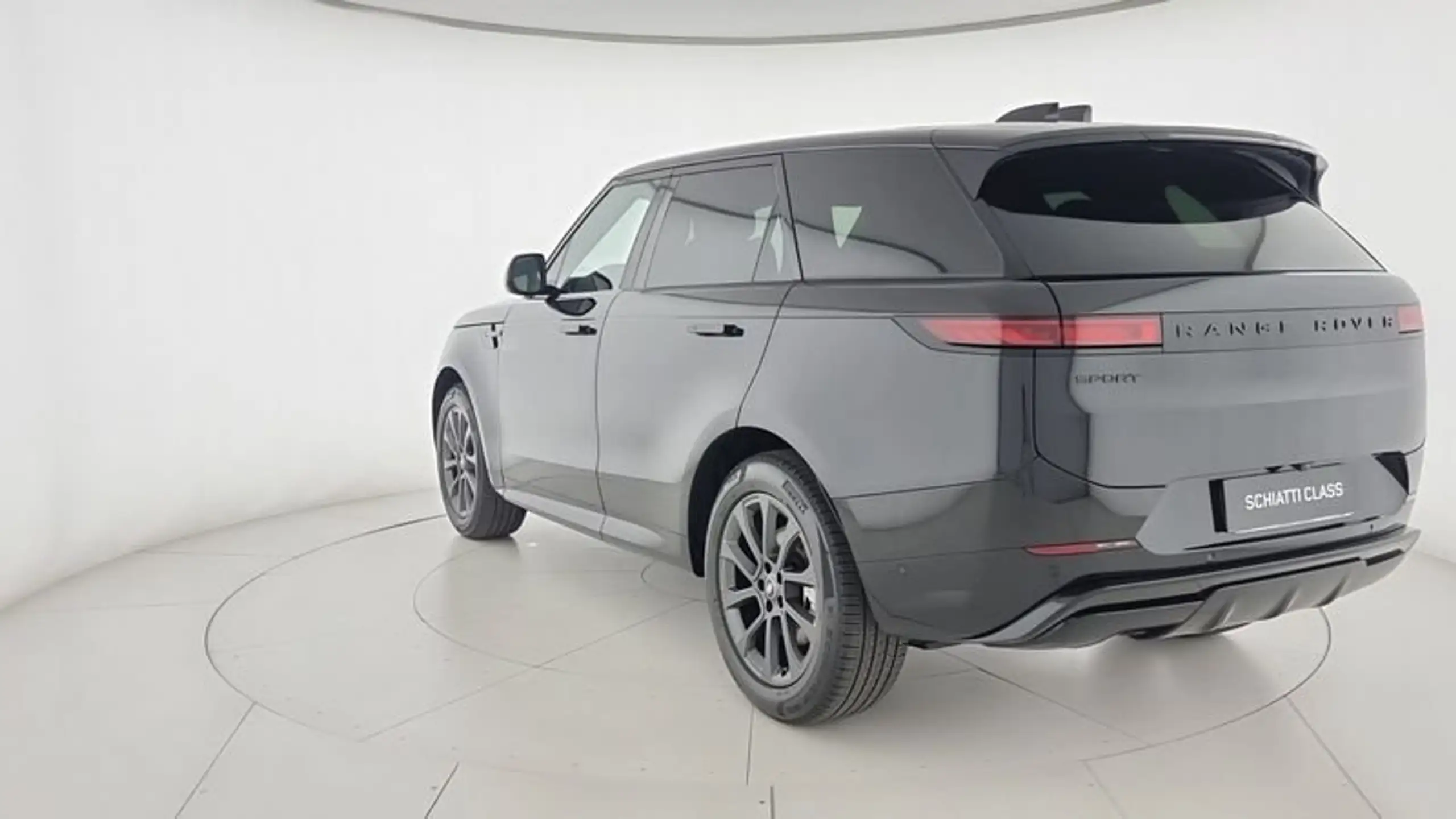 Land Rover - Range Rover Sport