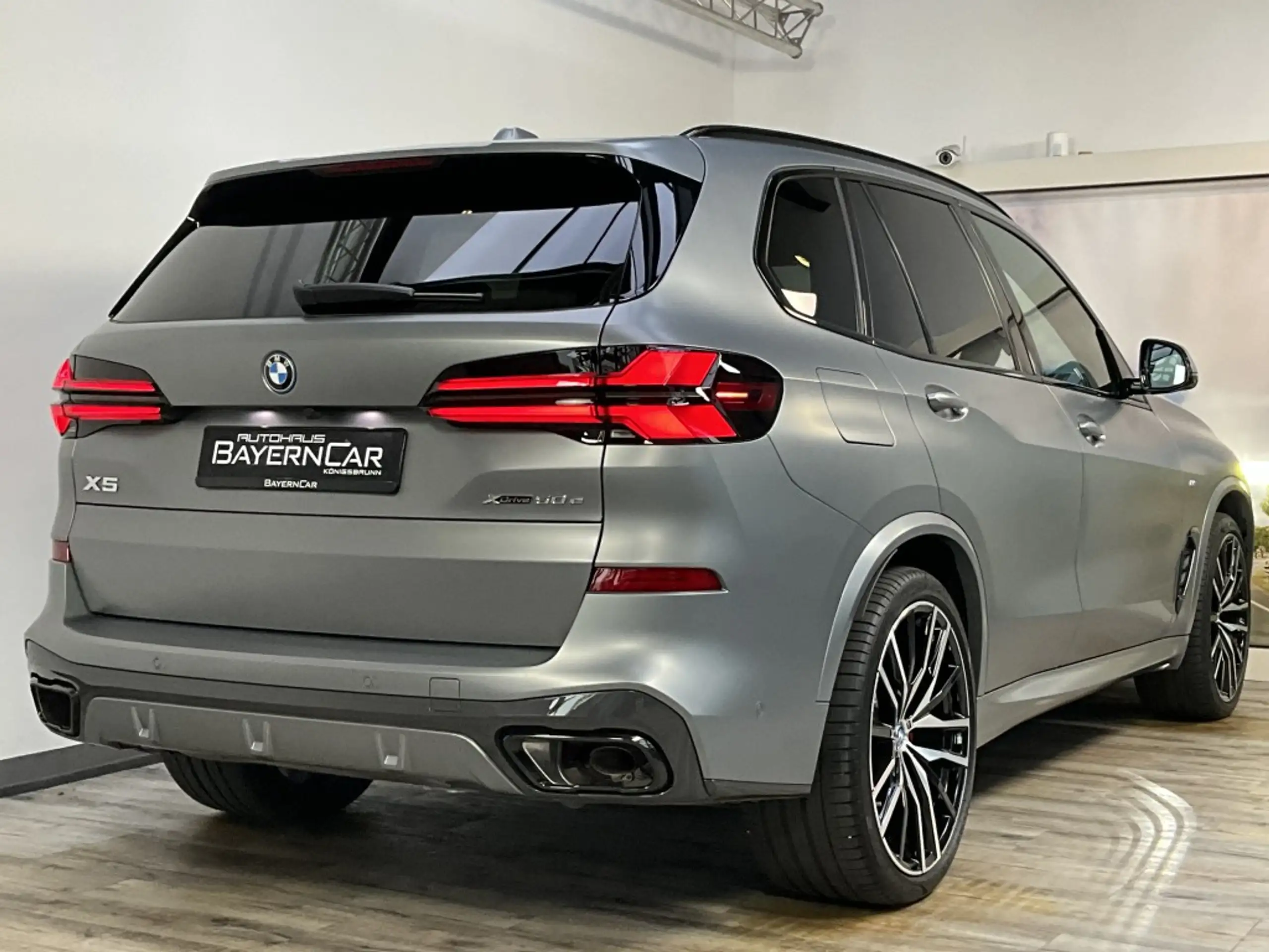 BMW - X5