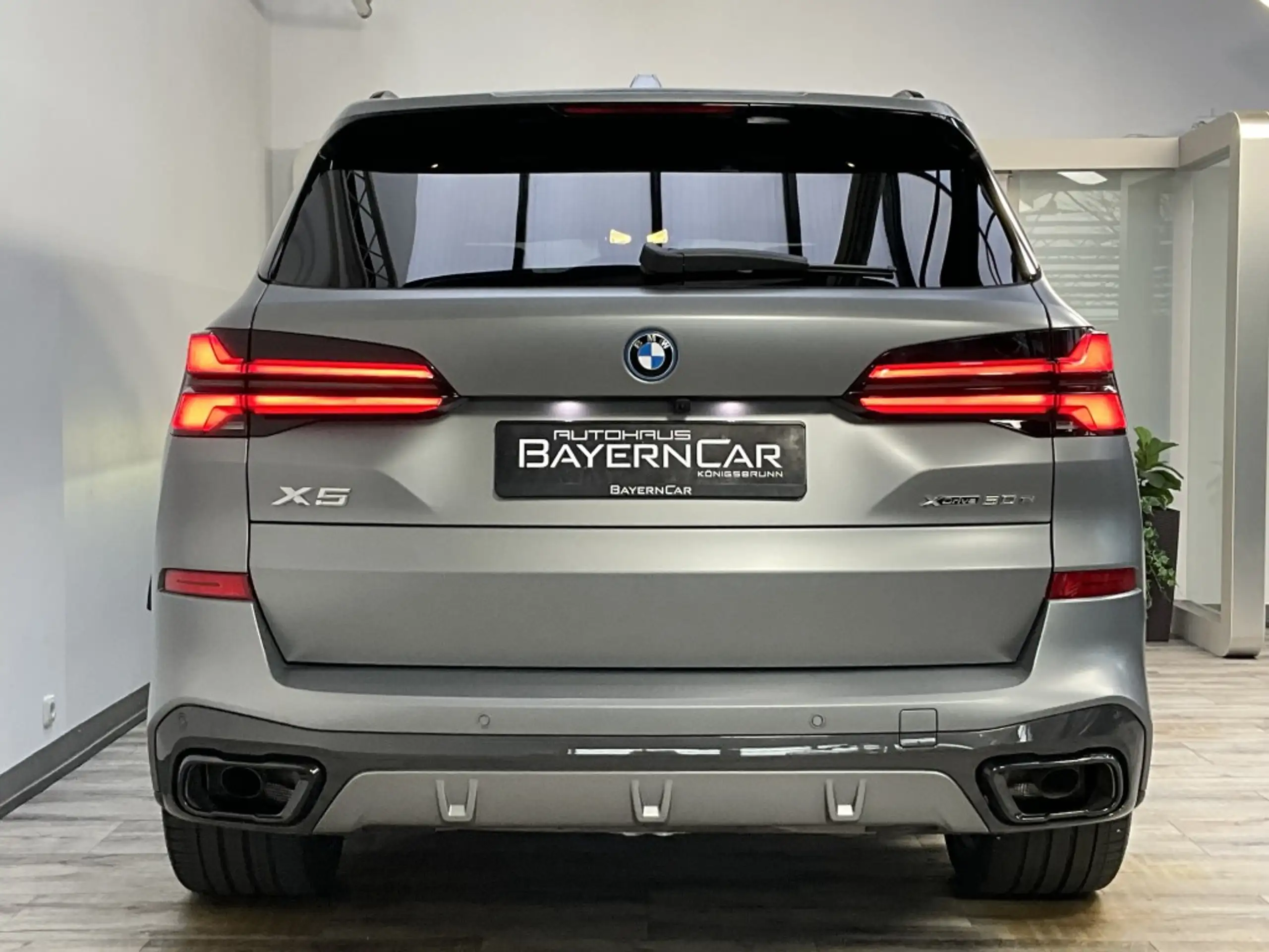 BMW - X5