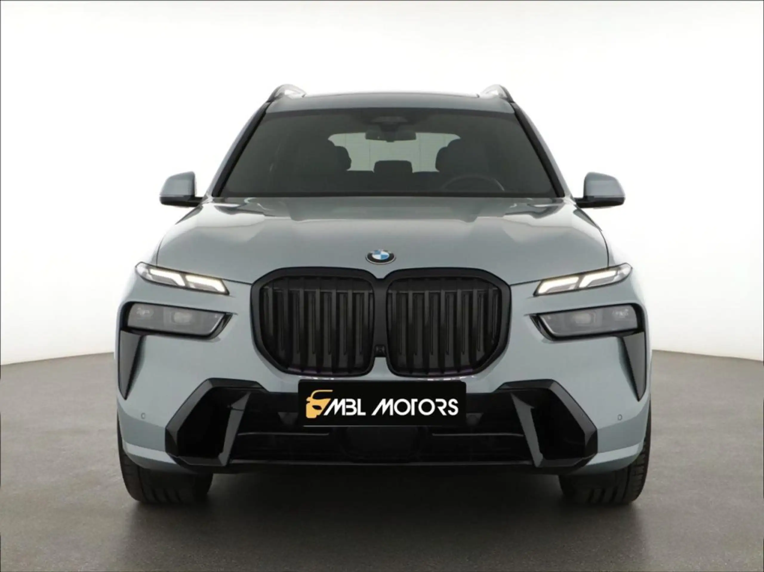 BMW - X7