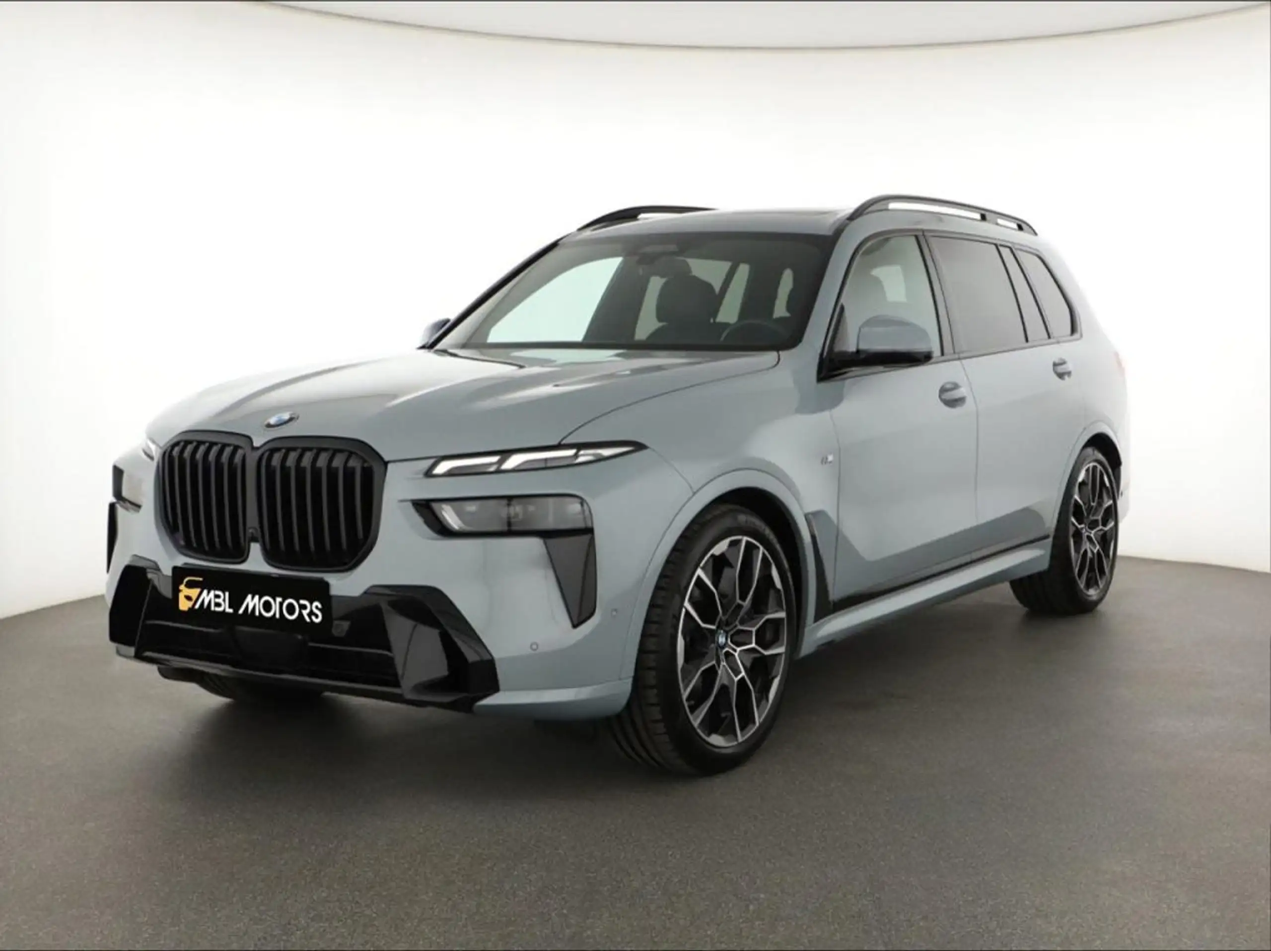 BMW - X7