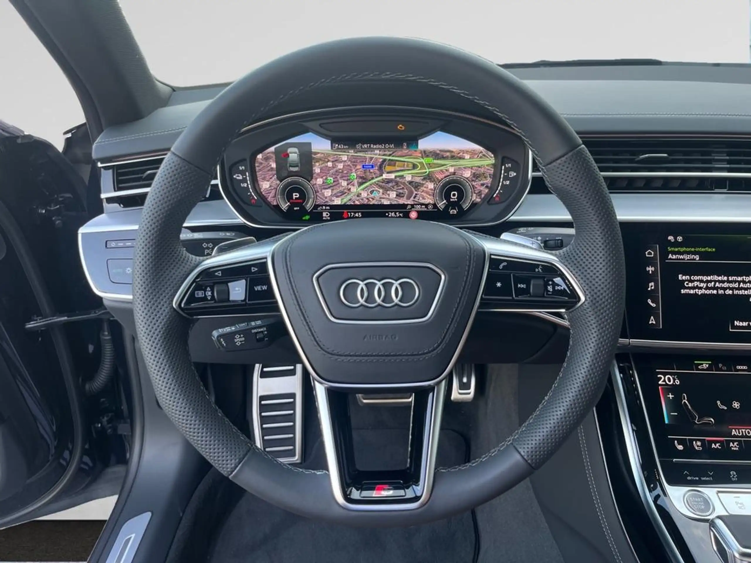 Audi - A8