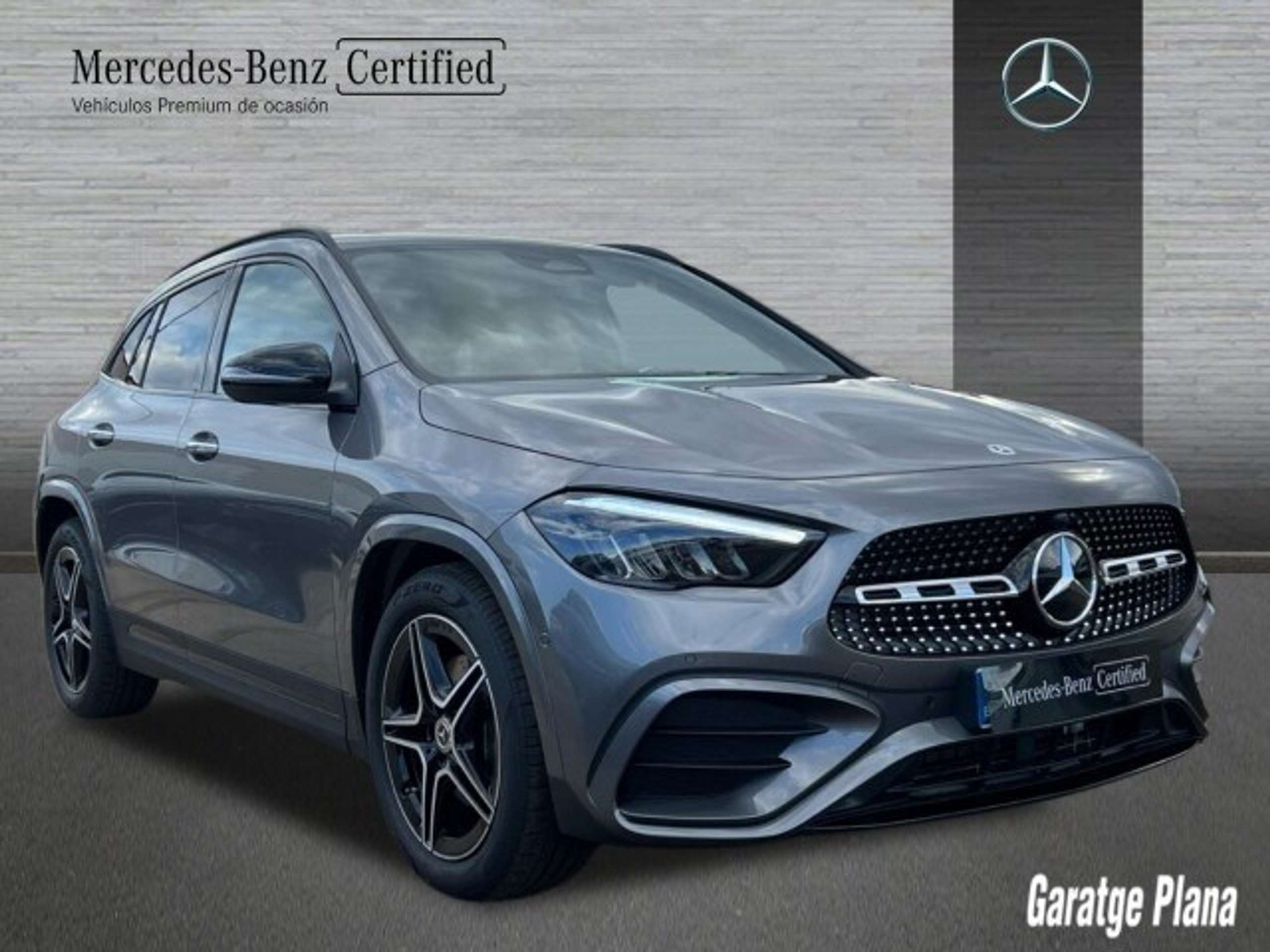 Mercedes-Benz - GLA 200