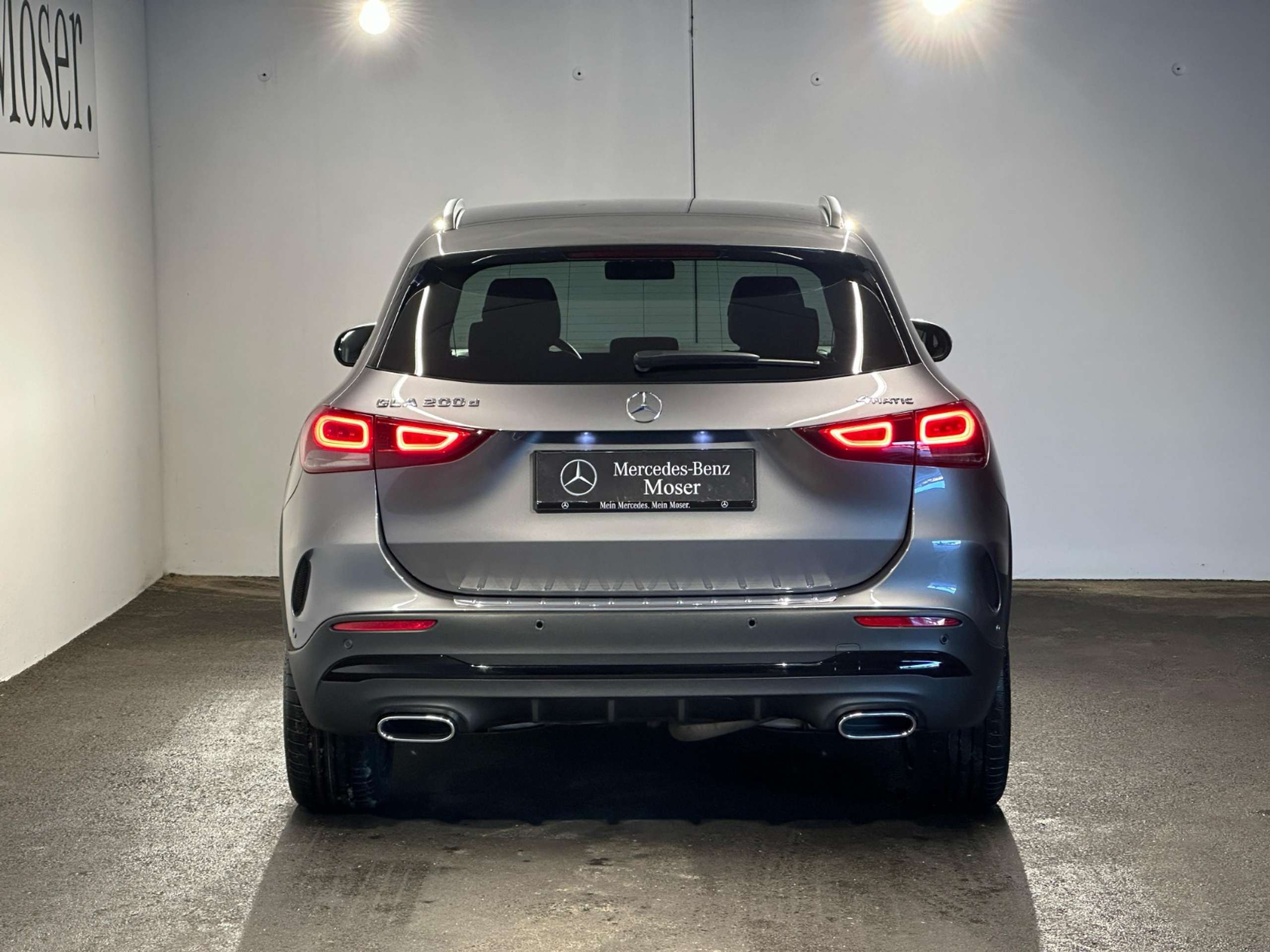 Mercedes-Benz - GLA 200