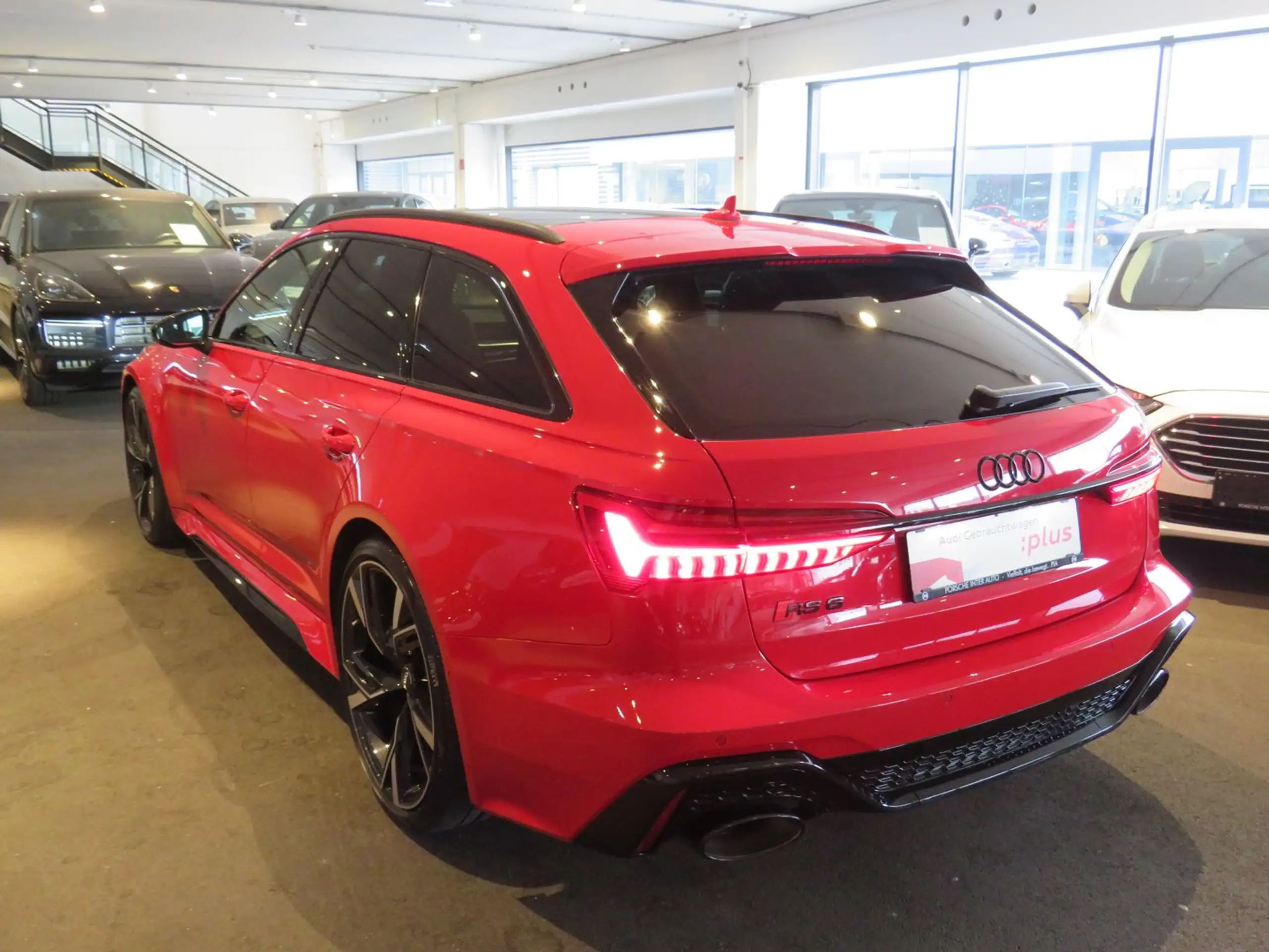 Audi - RS6