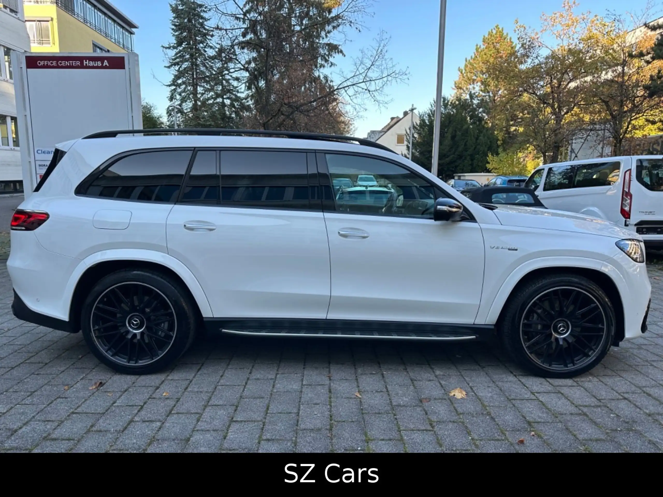 Mercedes-Benz - GLS 63 AMG