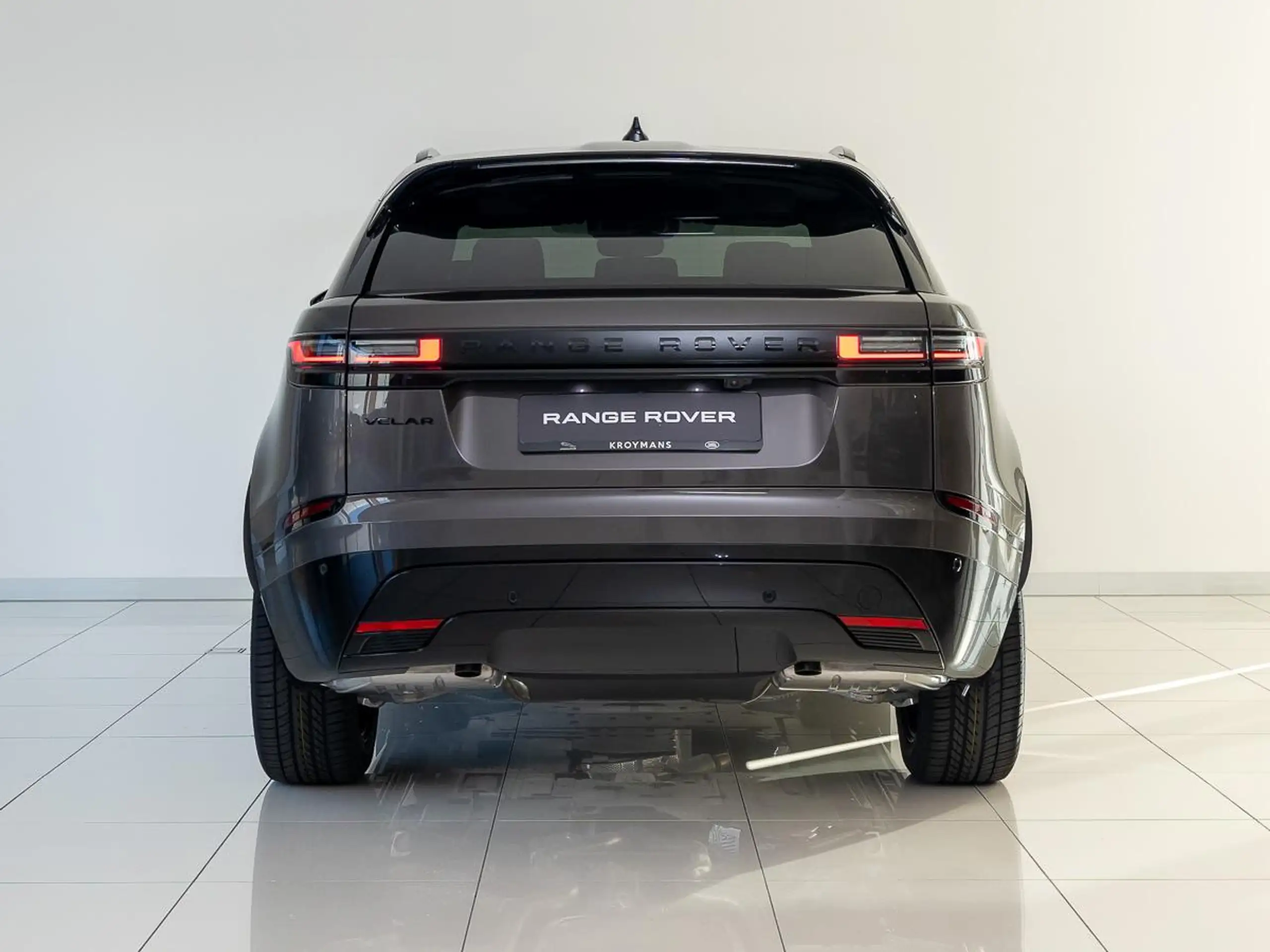 Land Rover - Range Rover Velar