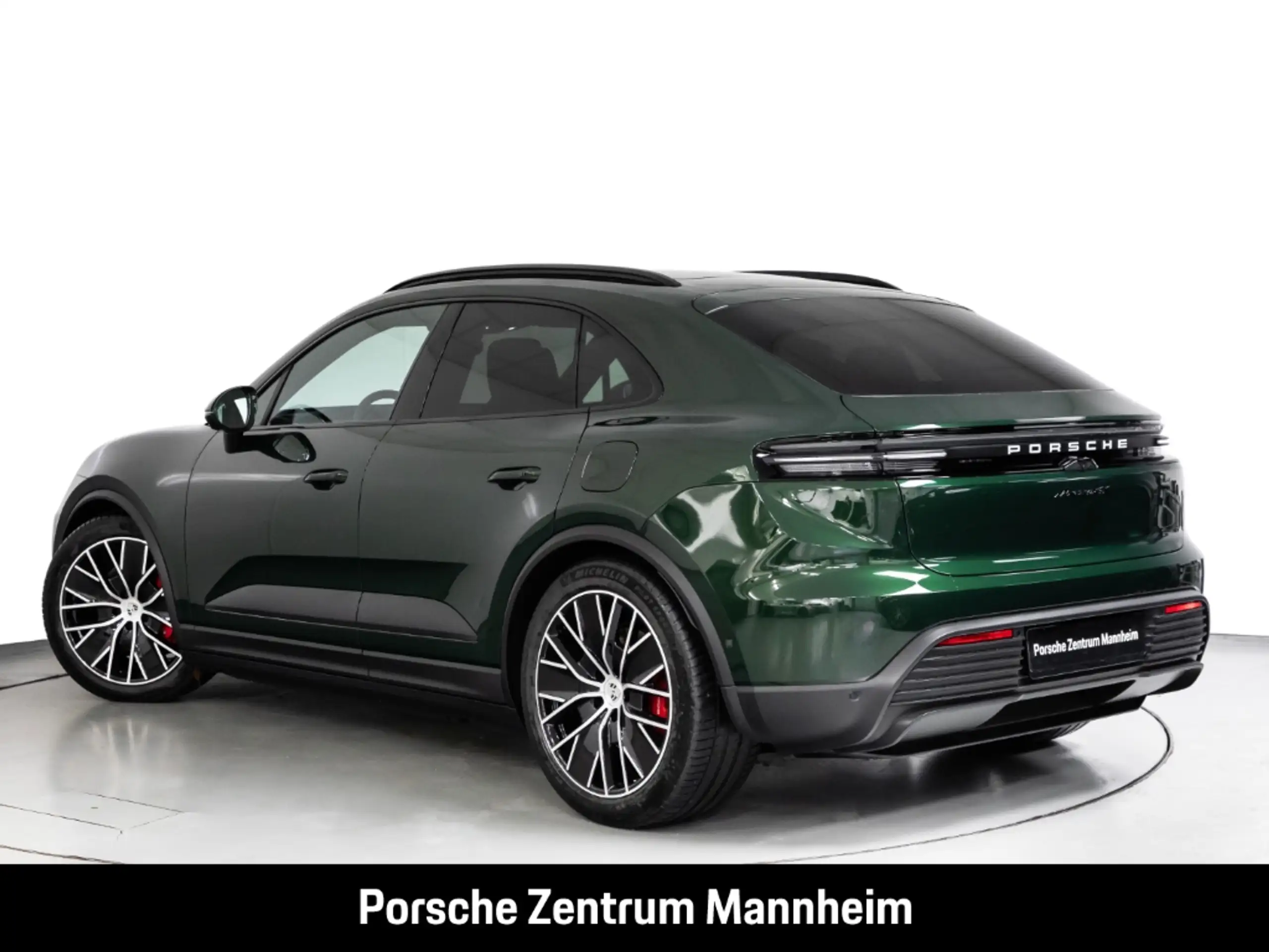 Porsche - Macan