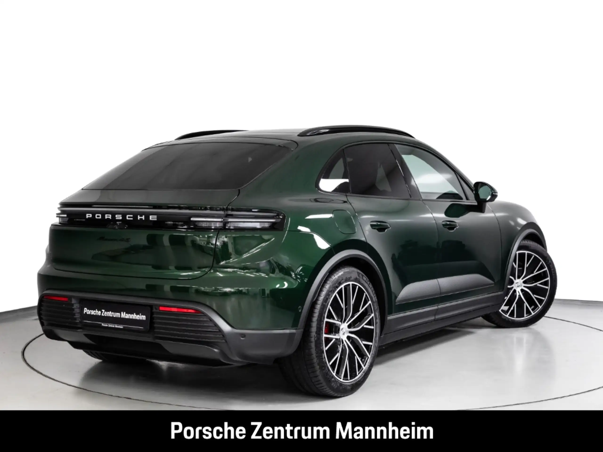 Porsche - Macan