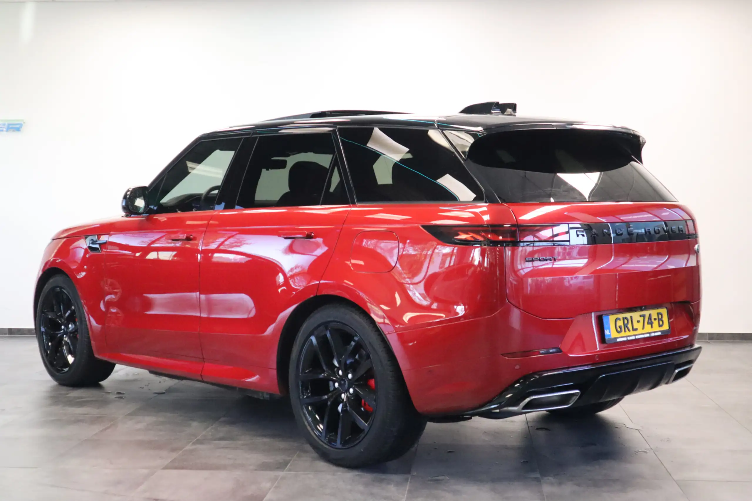 Land Rover - Range Rover Sport