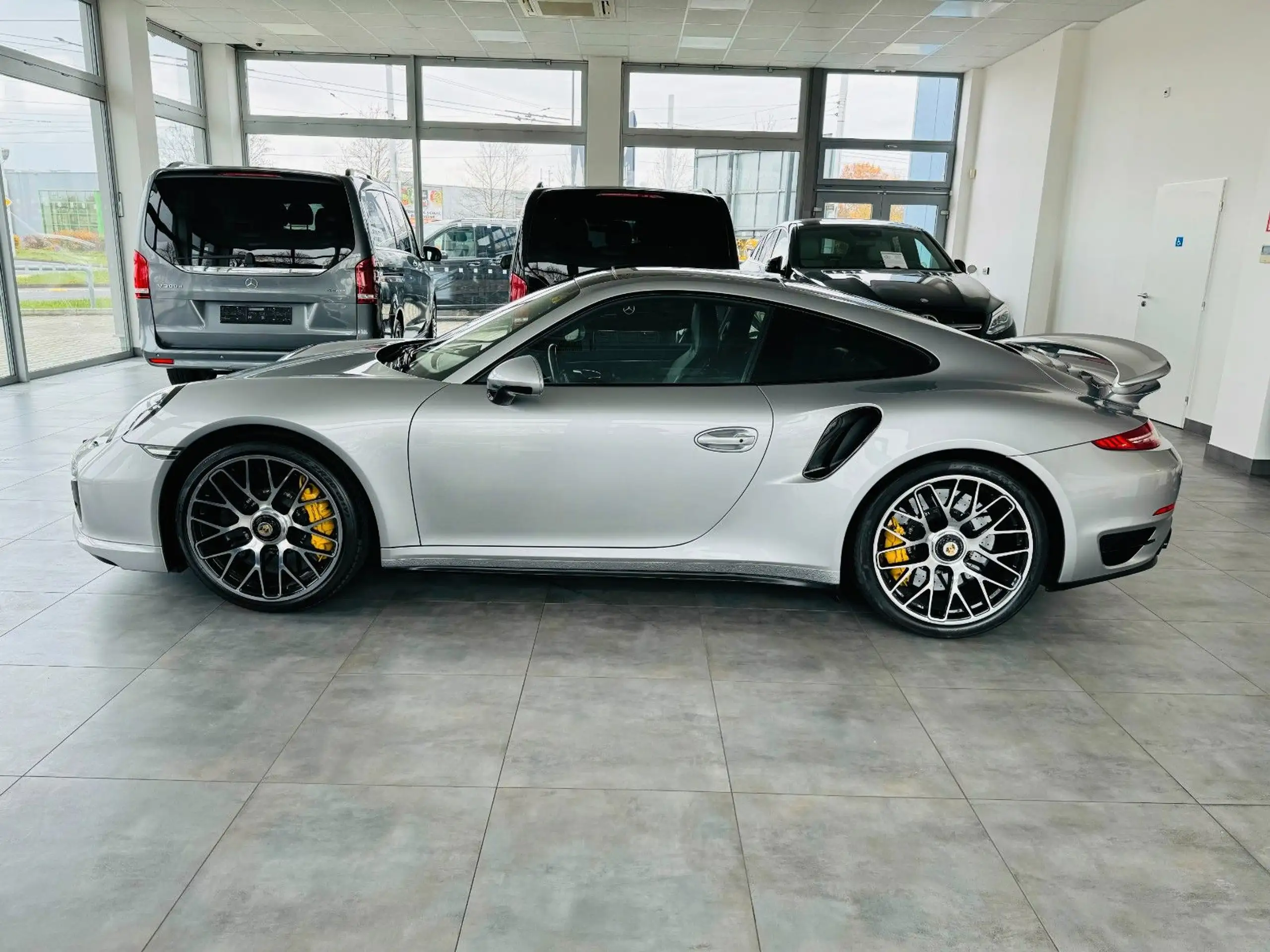 Porsche - 991