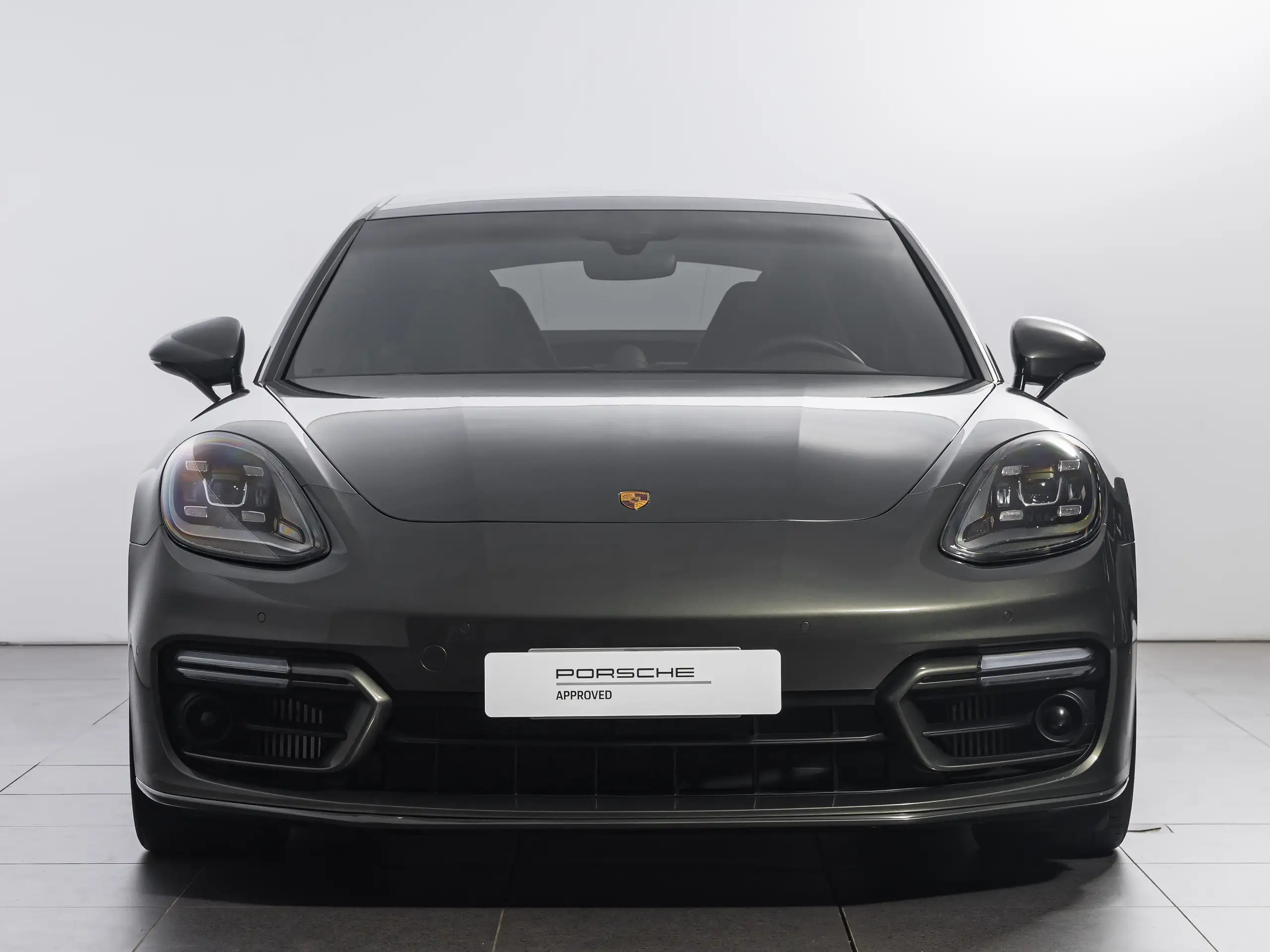 Porsche - Panamera