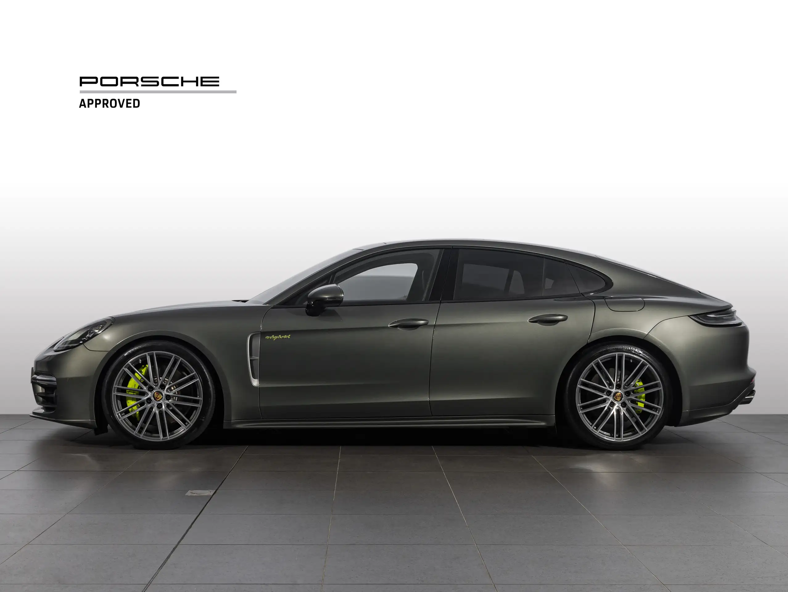 Porsche - Panamera