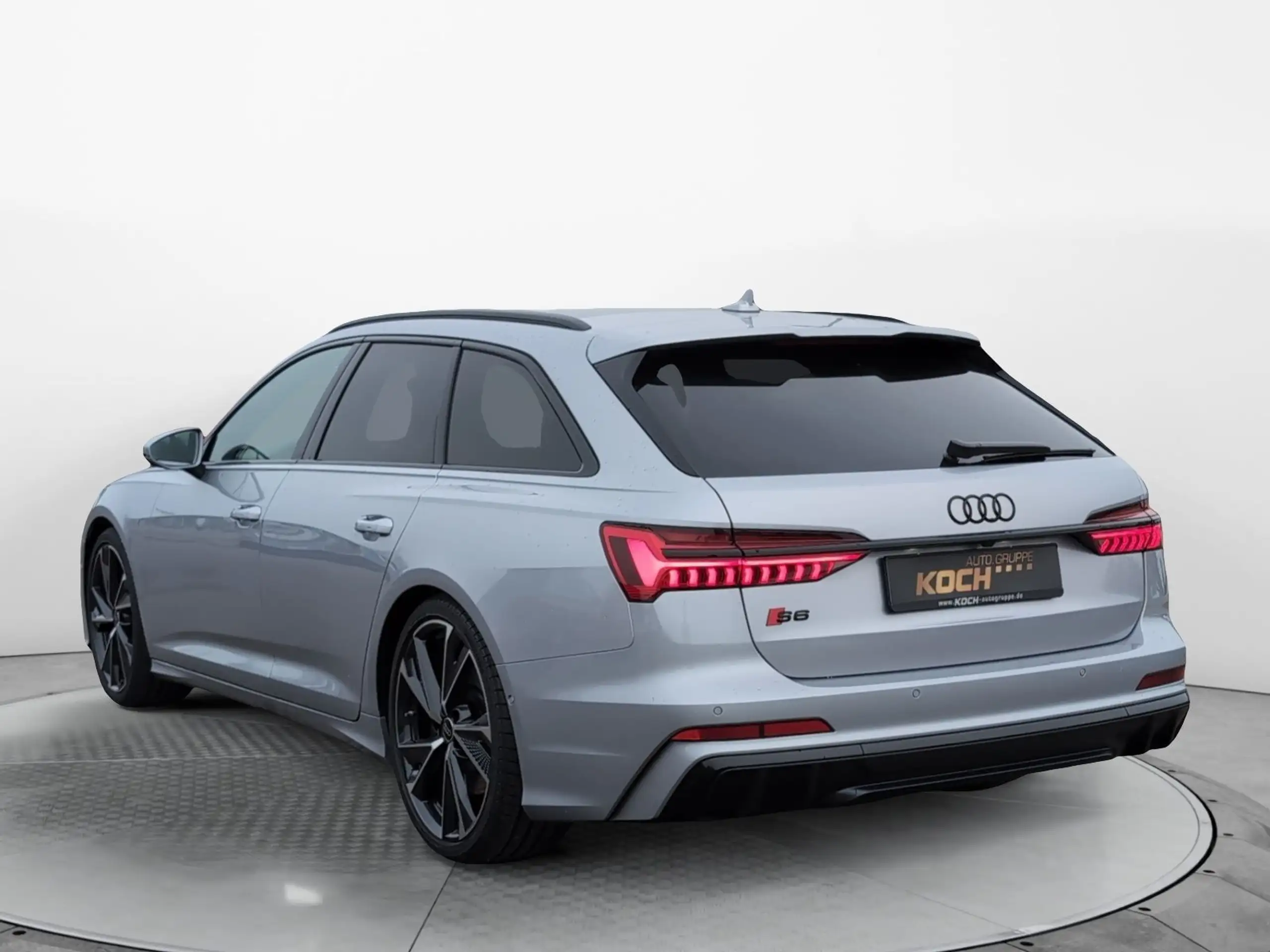 Audi - S6