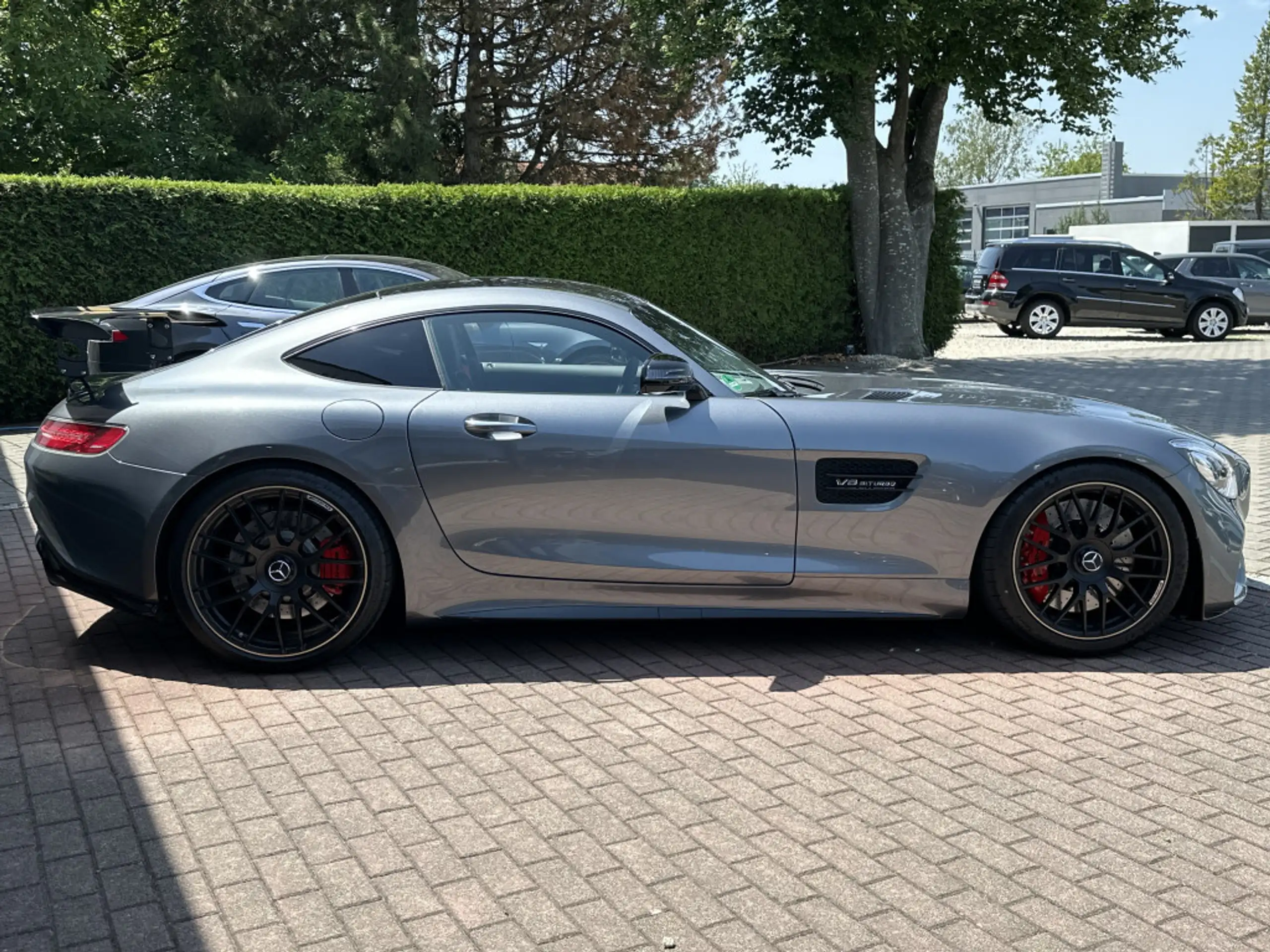 Mercedes-Benz - AMG GT