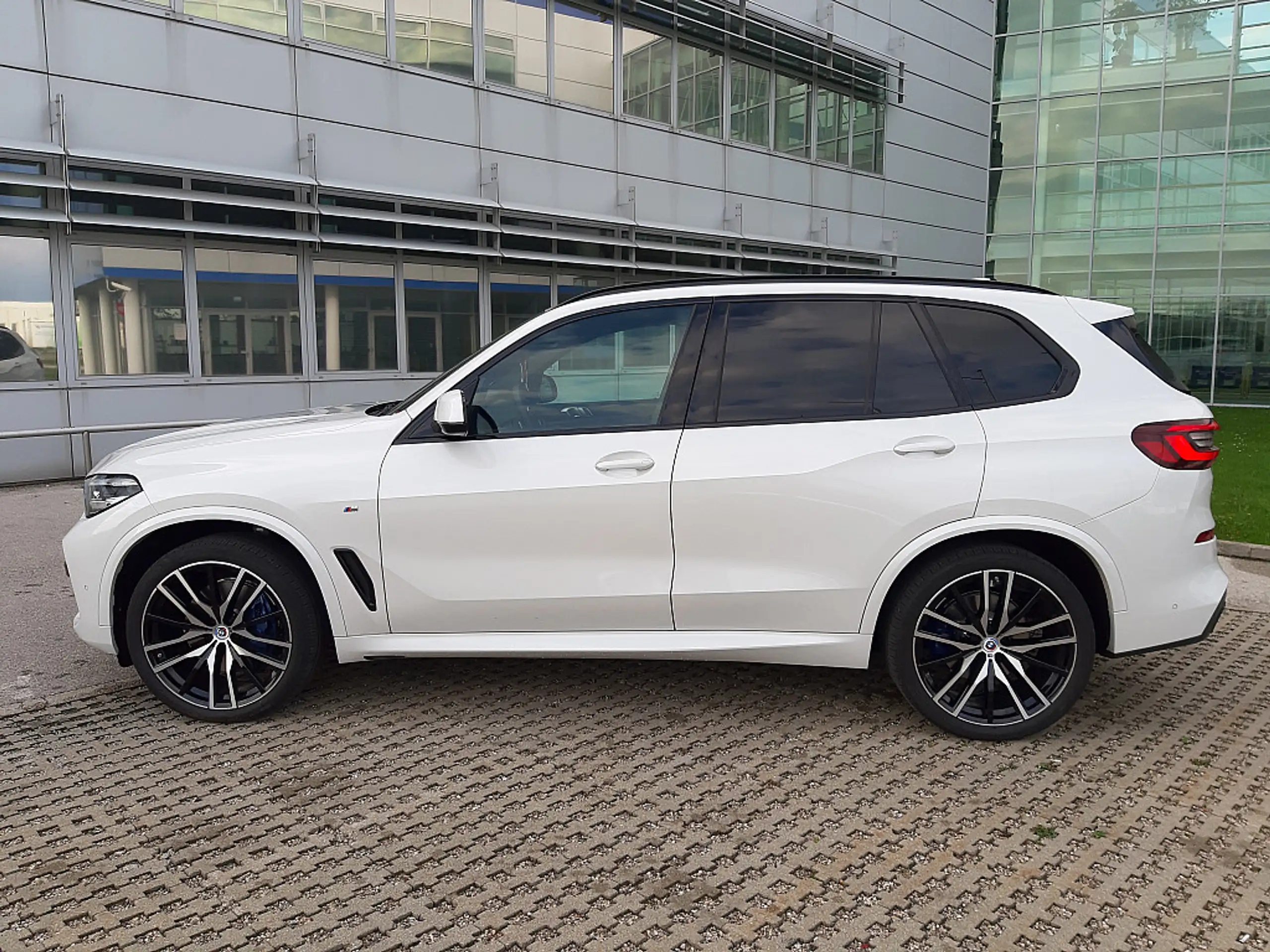 BMW - X5