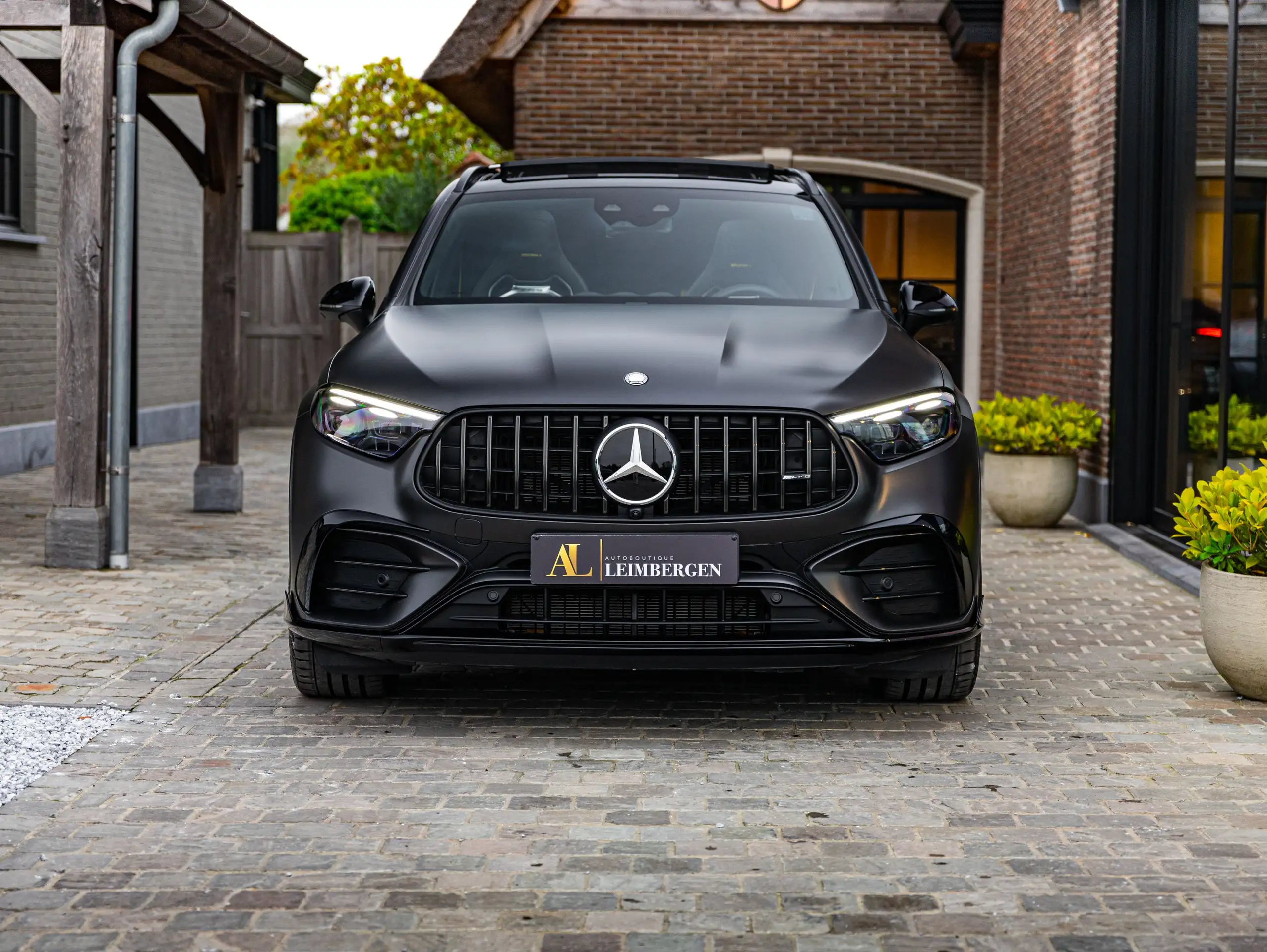 Mercedes-Benz - GLC 63 AMG