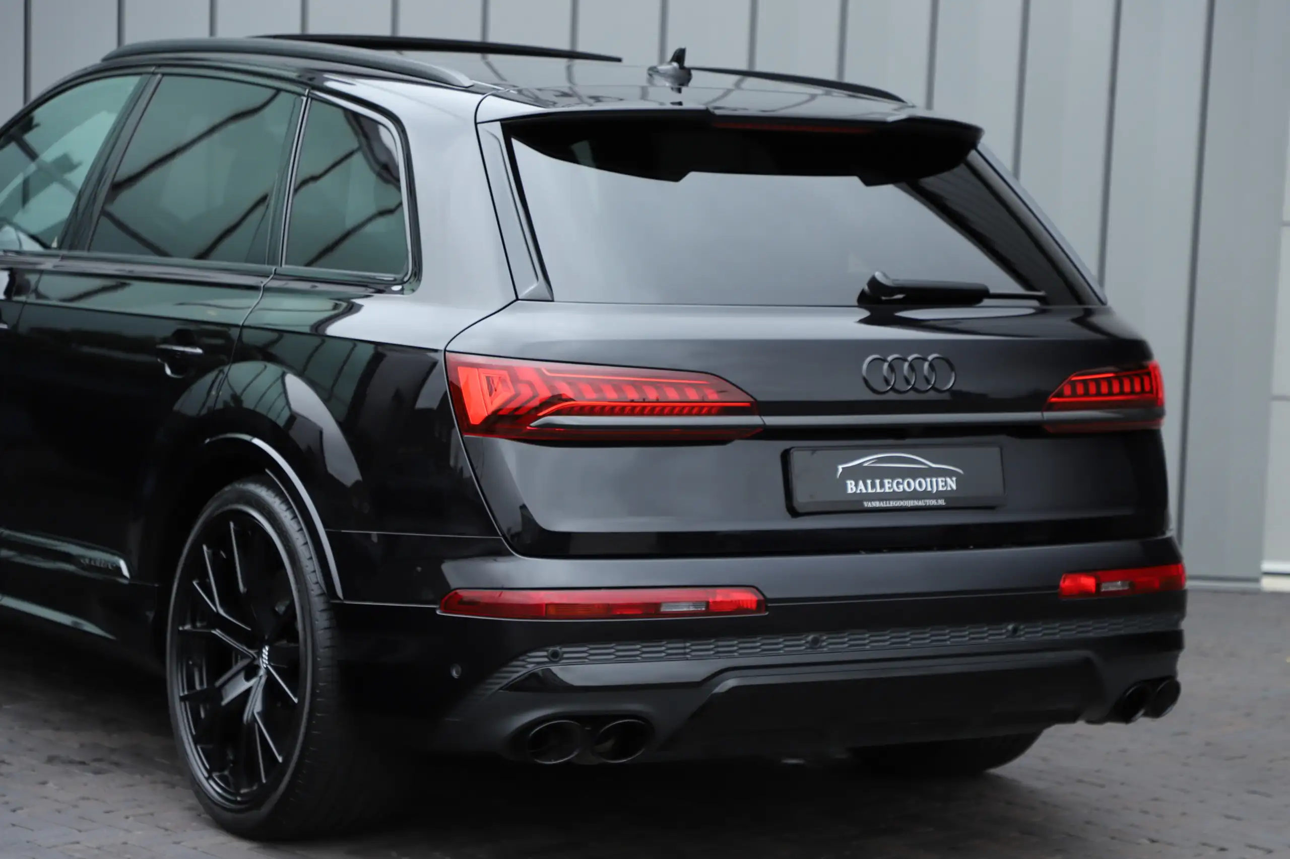 Audi - SQ7