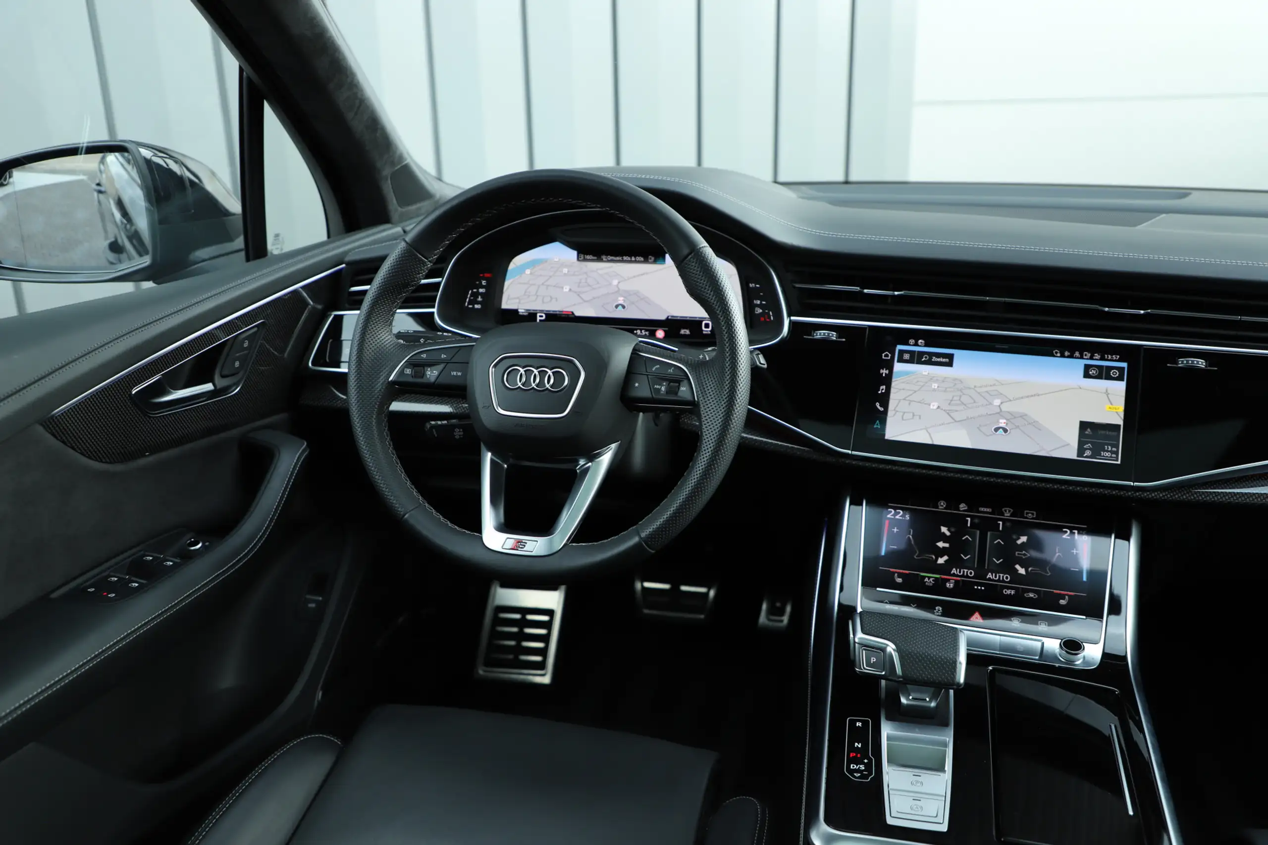 Audi - SQ7