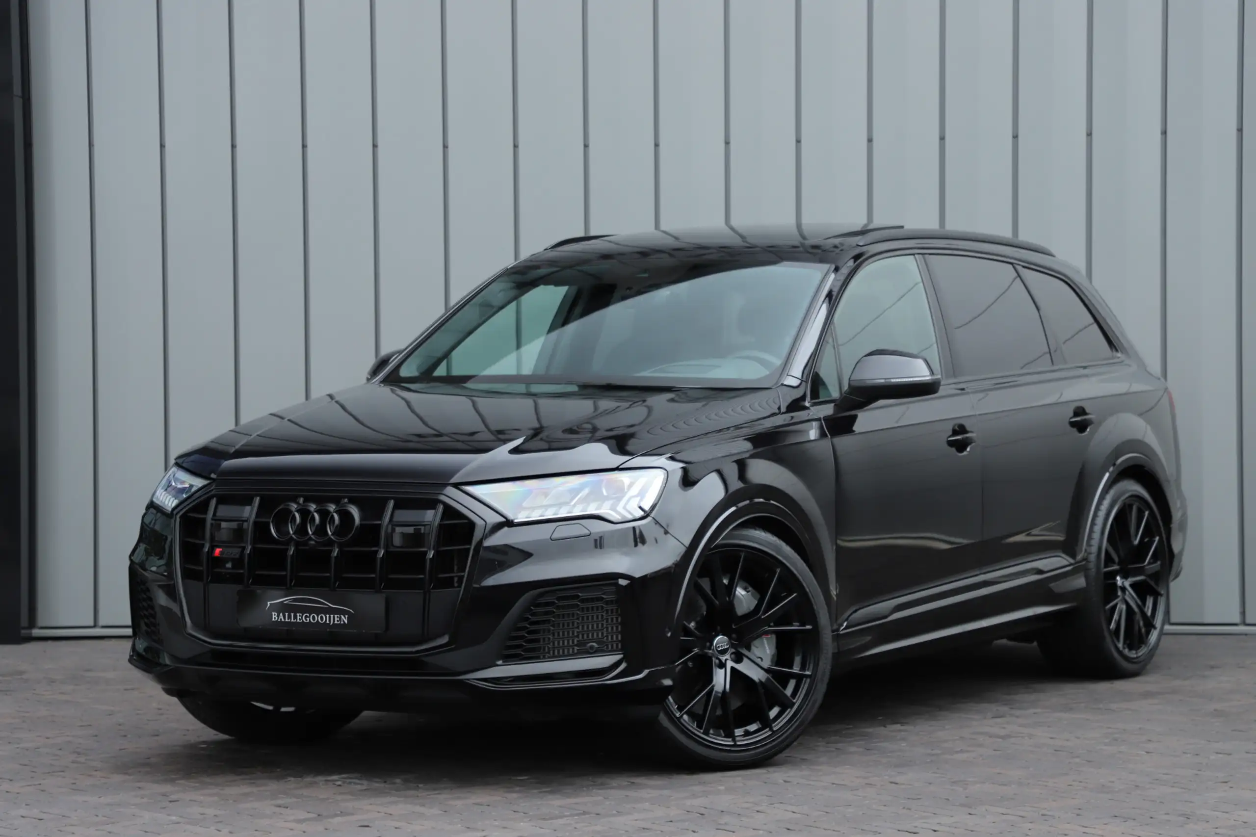 Audi - SQ7