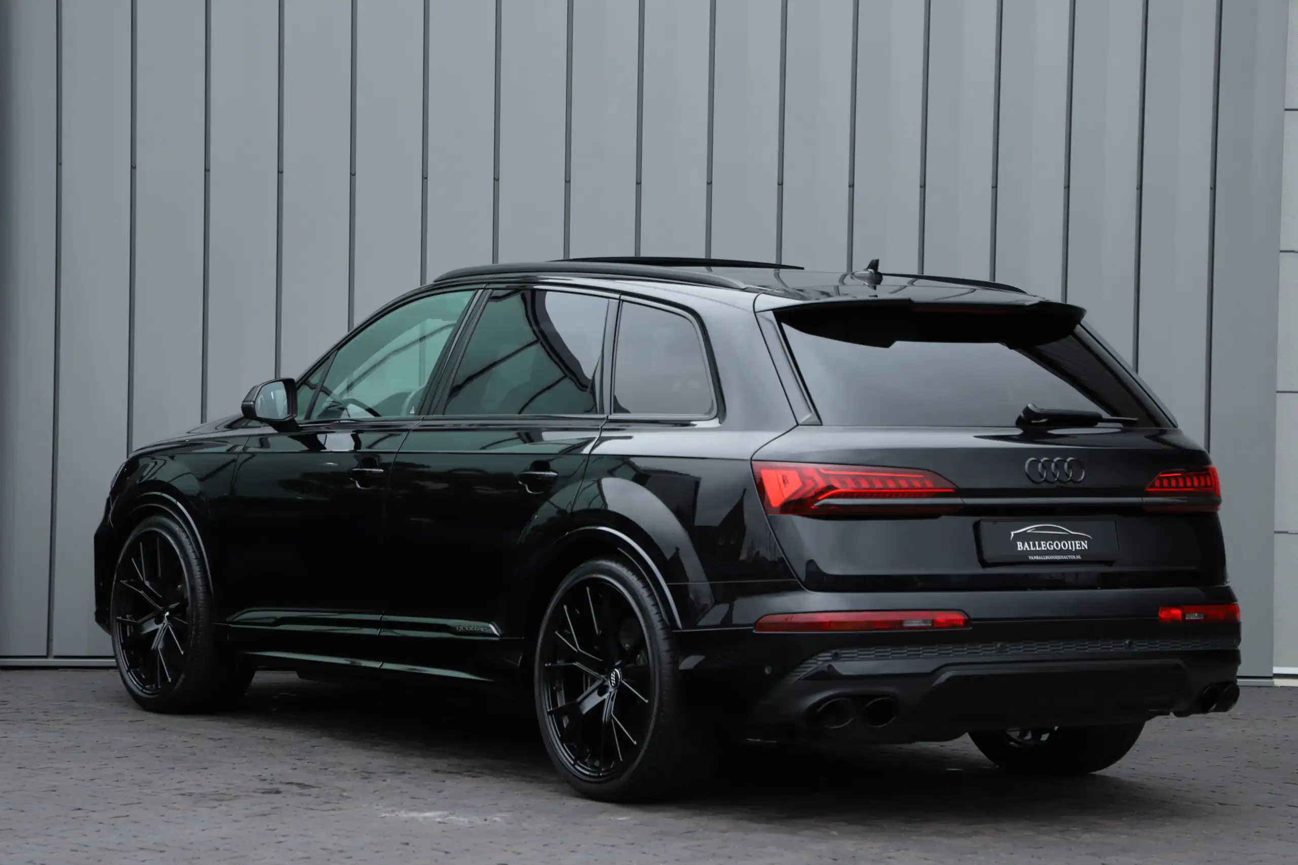 Audi - SQ7