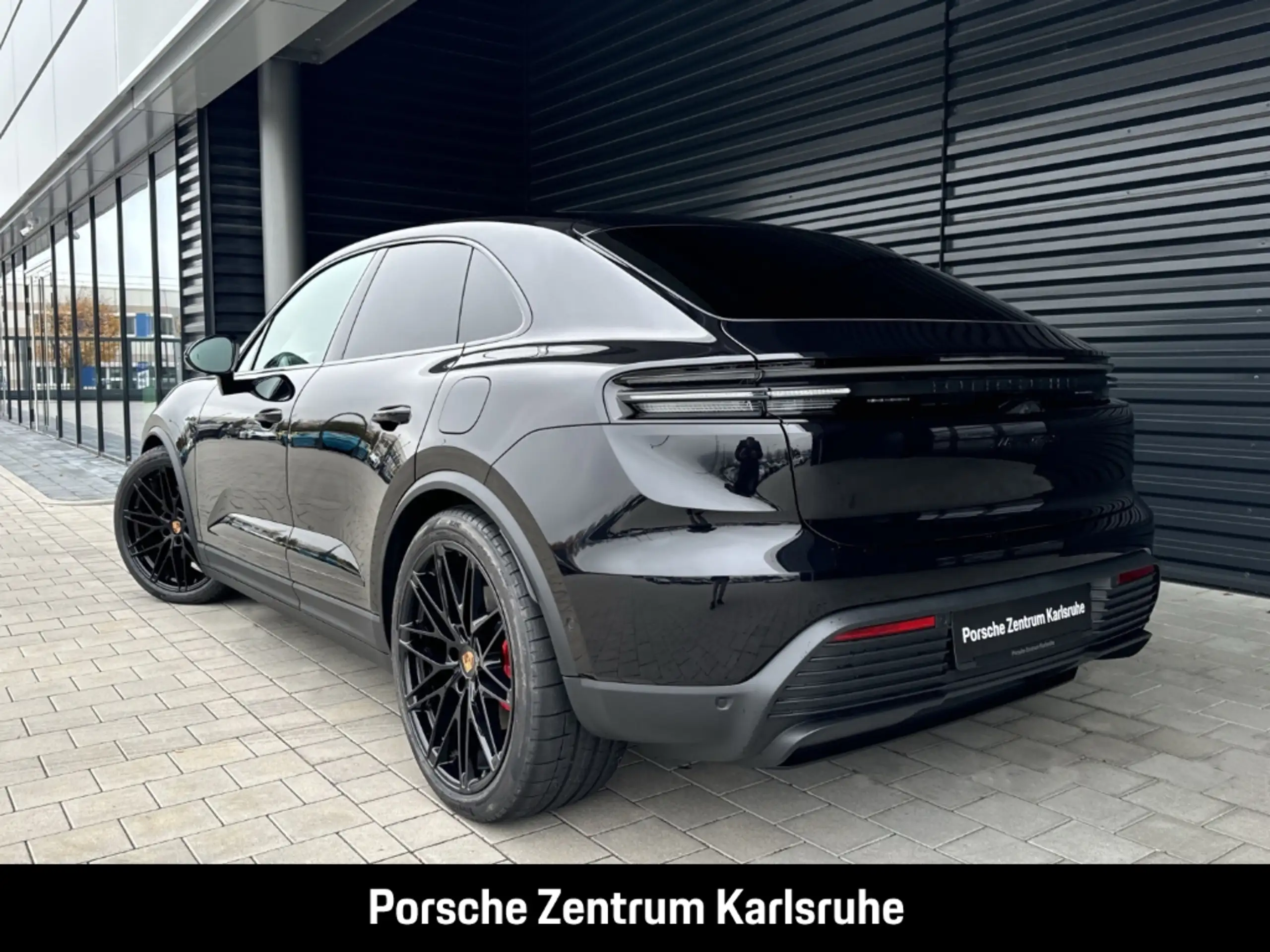 Porsche - Macan