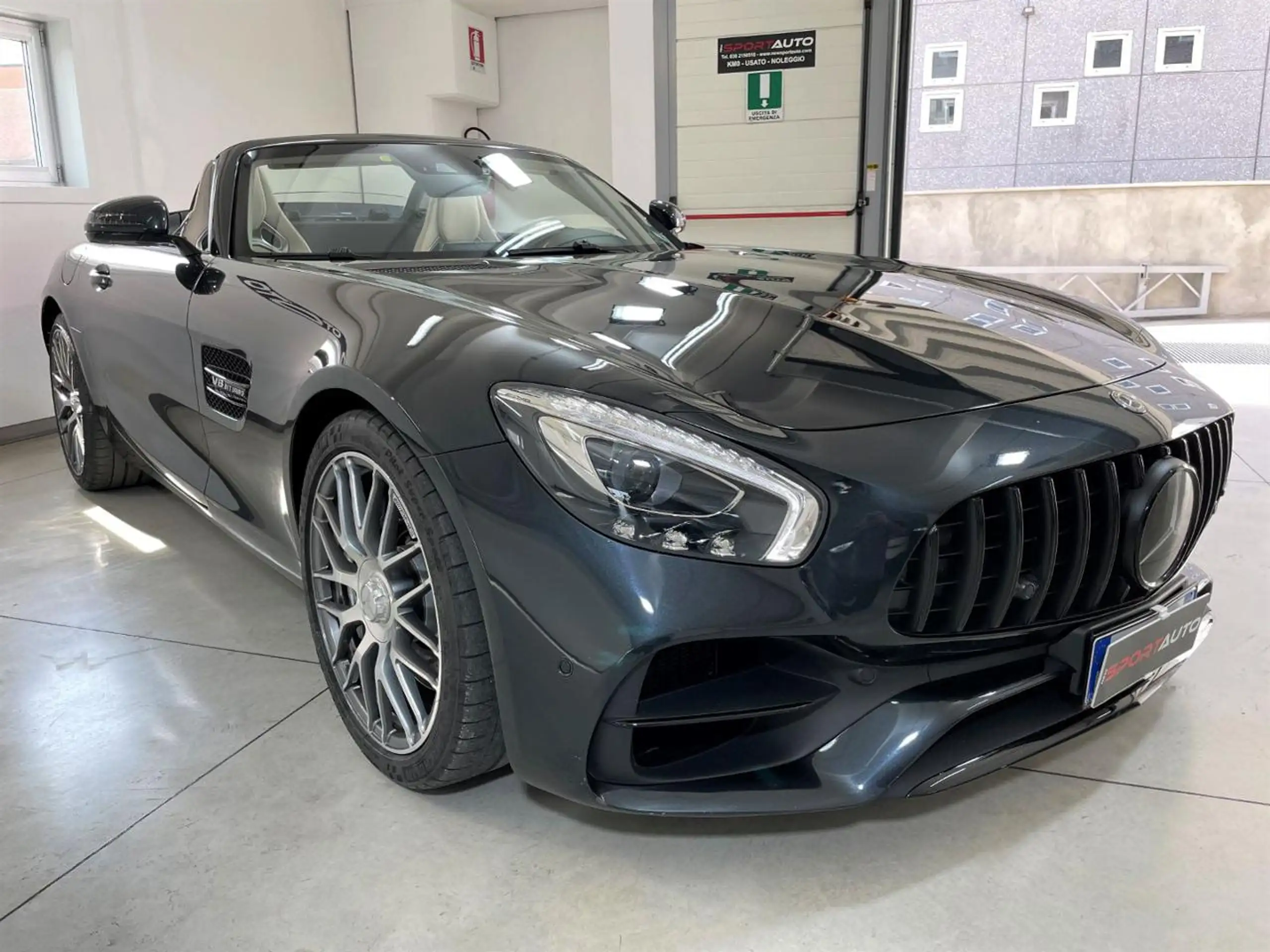 Mercedes-Benz - AMG GT