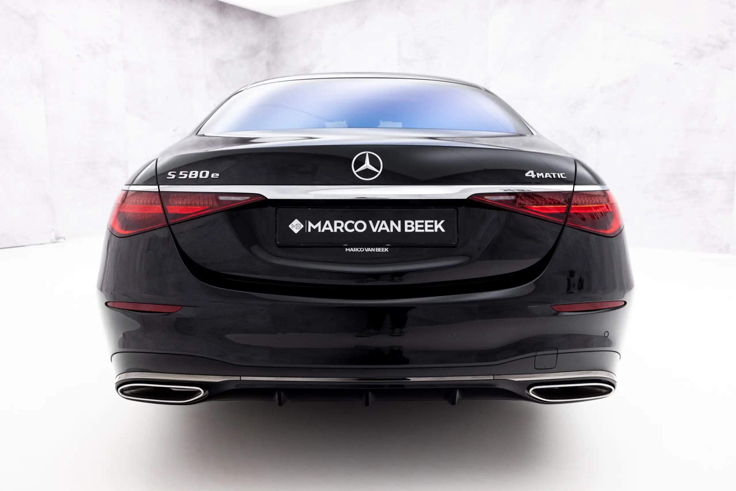 Mercedes-Benz - S 580