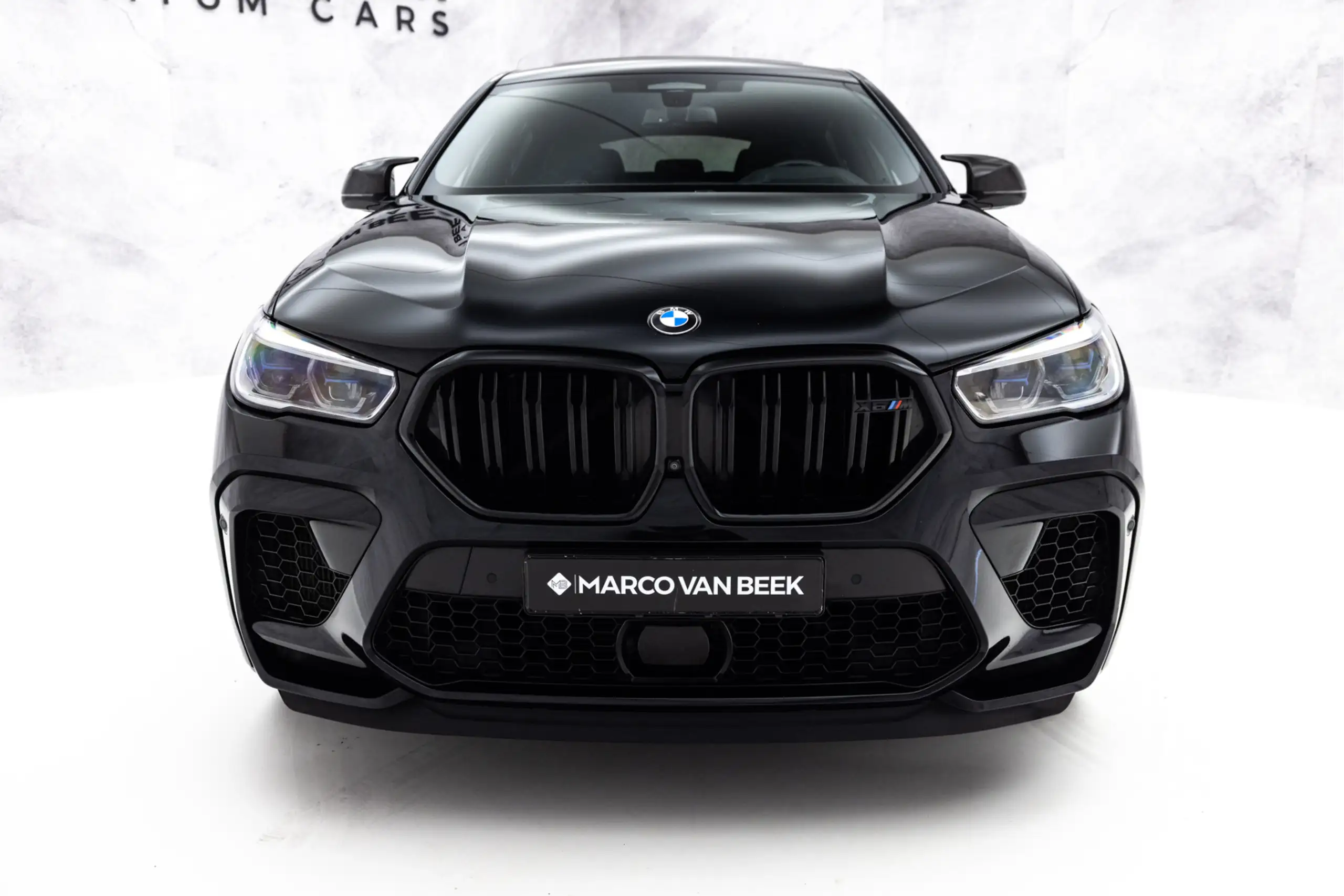 BMW - X6 M