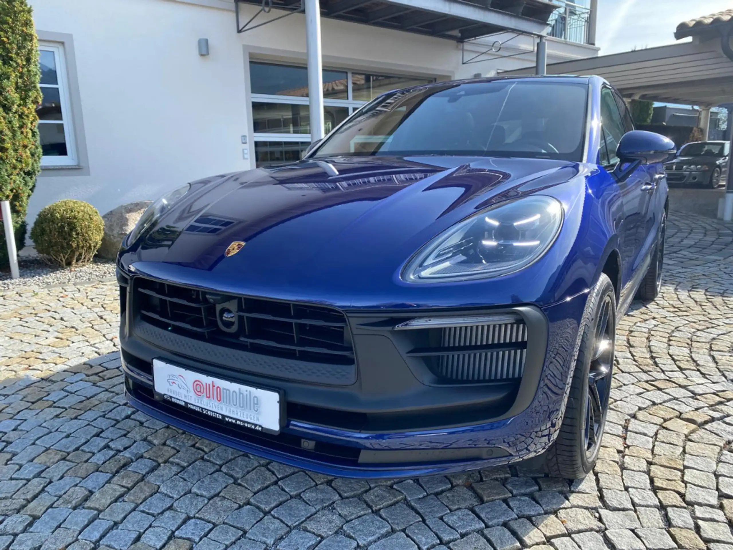 Porsche - Macan