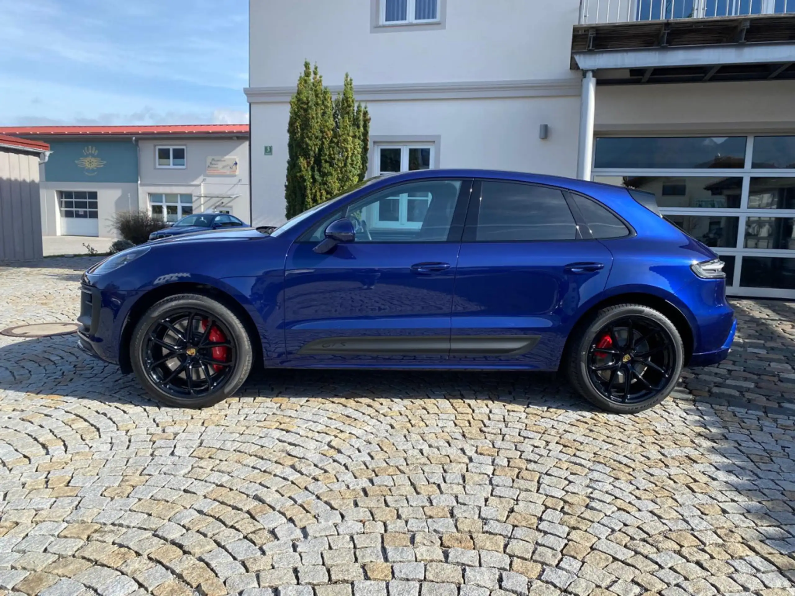 Porsche - Macan