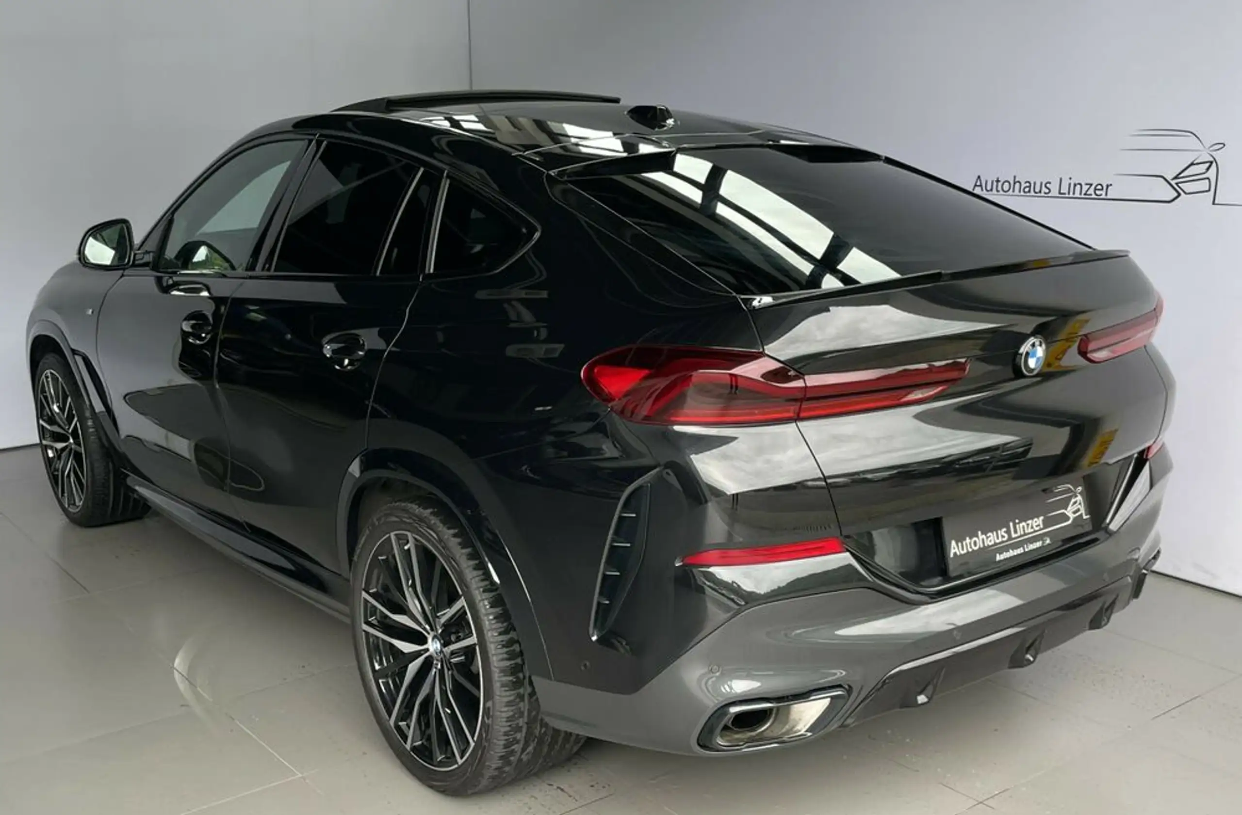 BMW - X6