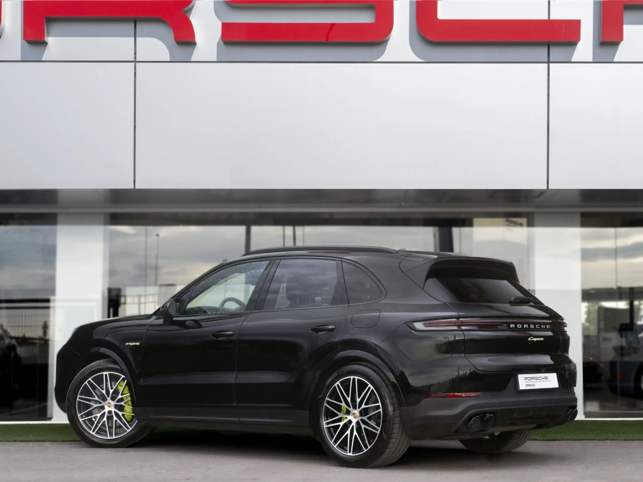 Porsche - Cayenne