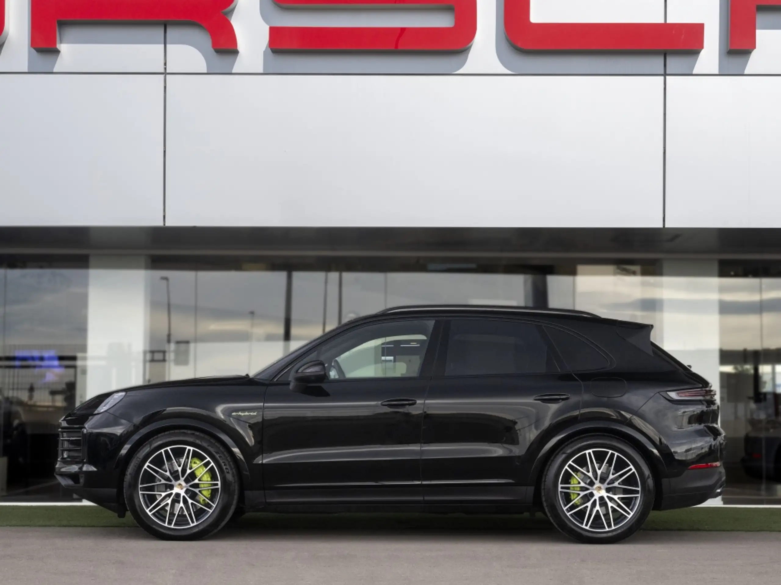 Porsche - Cayenne