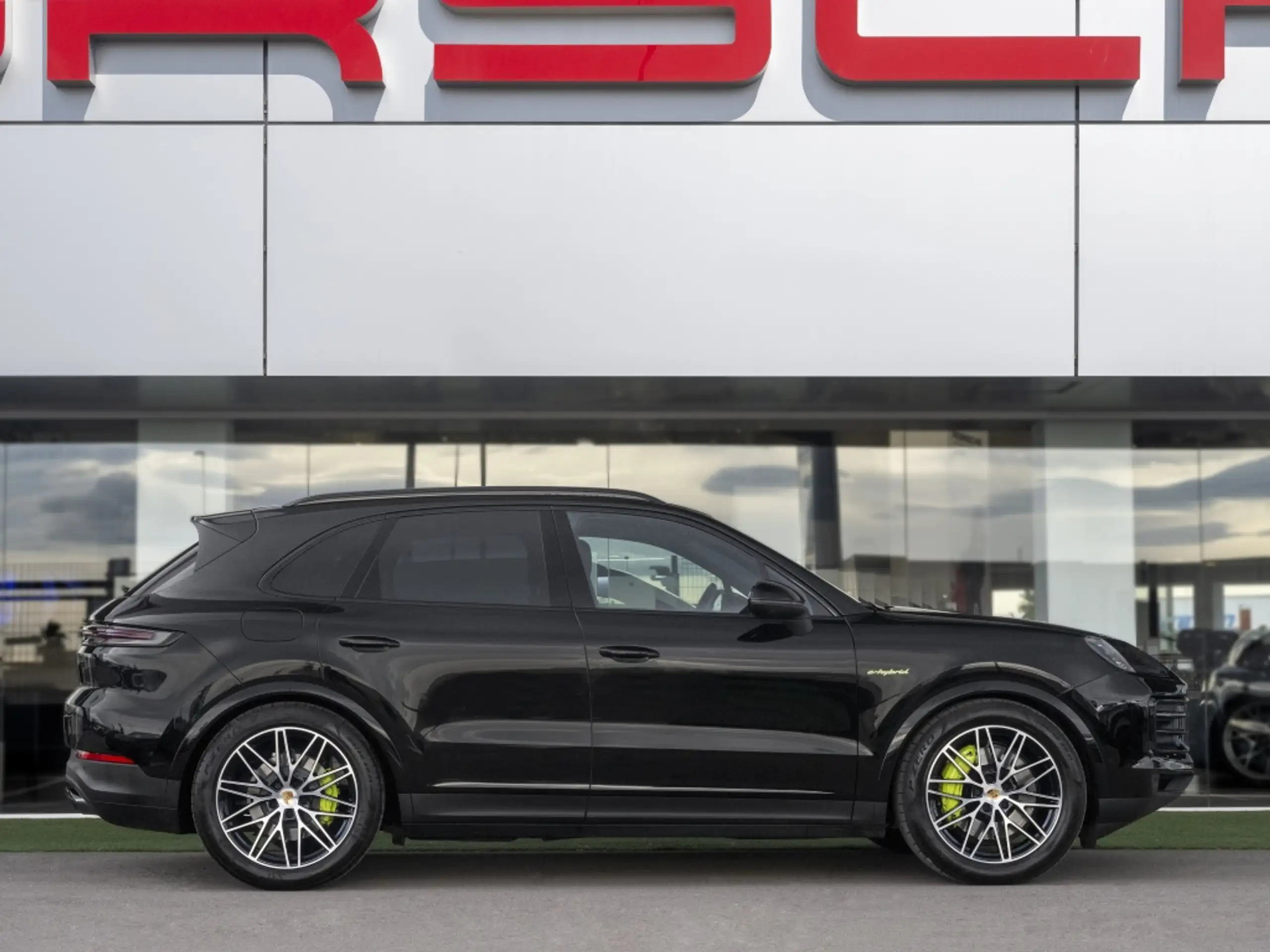 Porsche - Cayenne