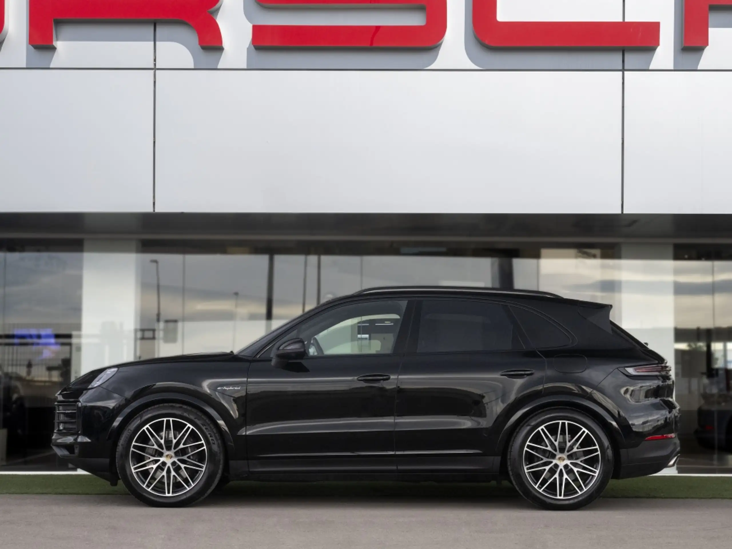 Porsche - Cayenne