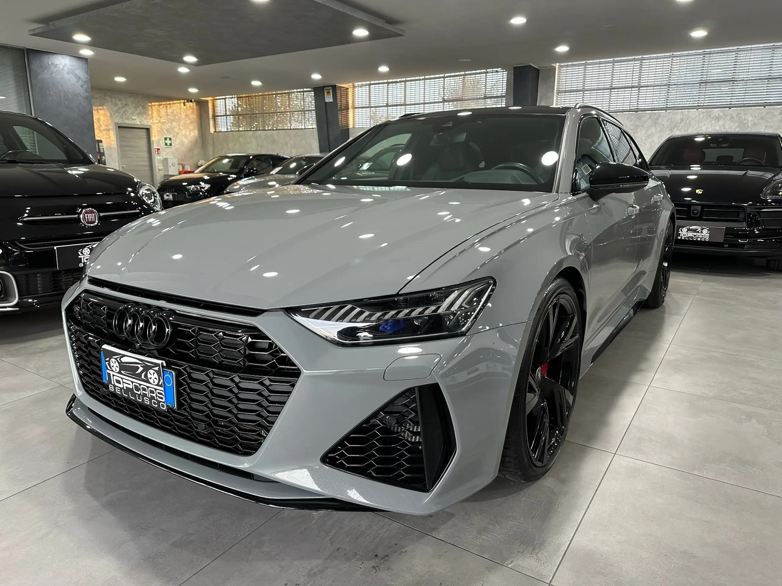 Audi - RS6