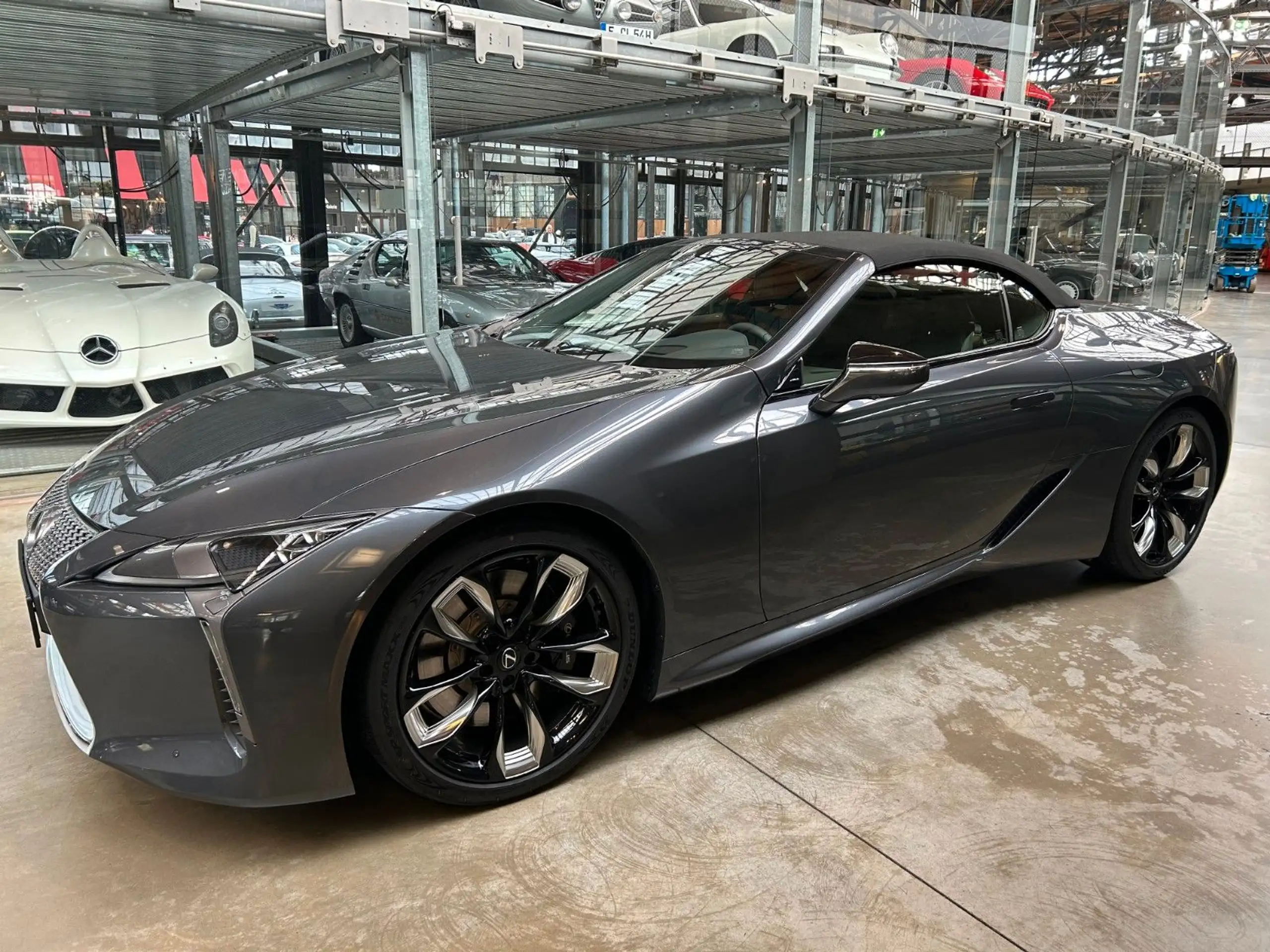 Lexus - LC 500