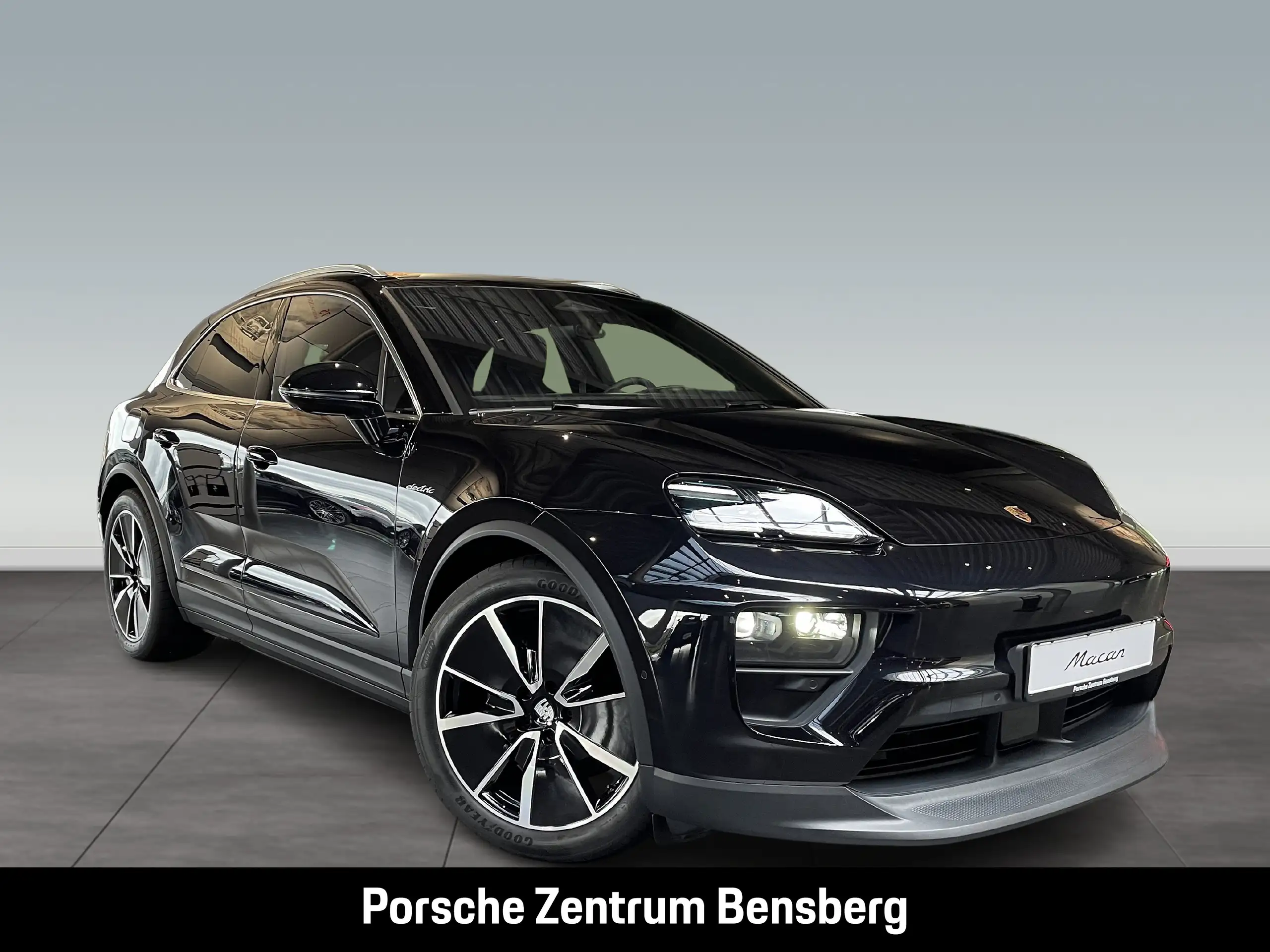 Porsche - Macan