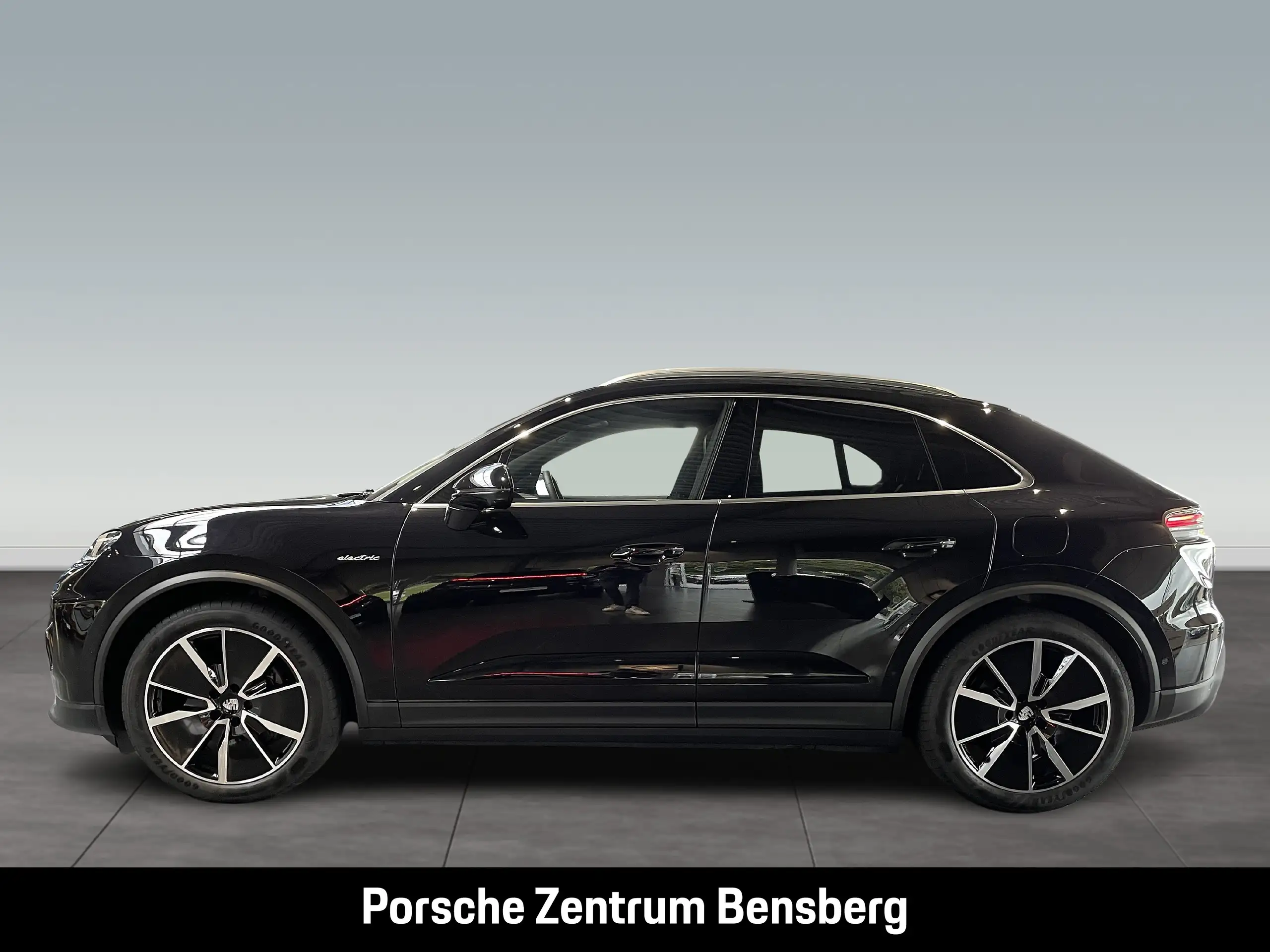 Porsche - Macan