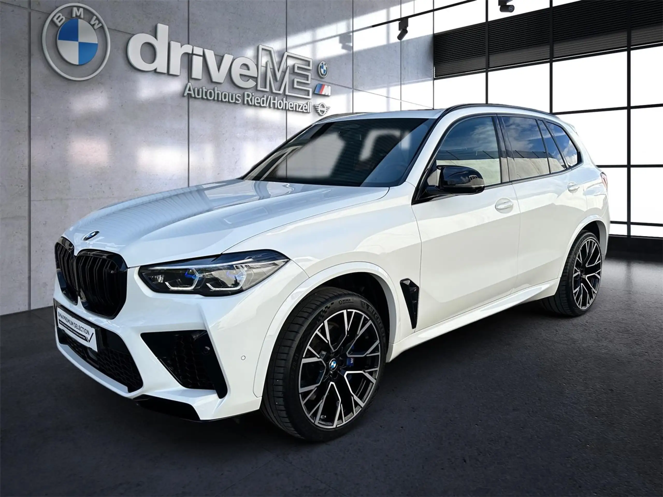 BMW - X5 M