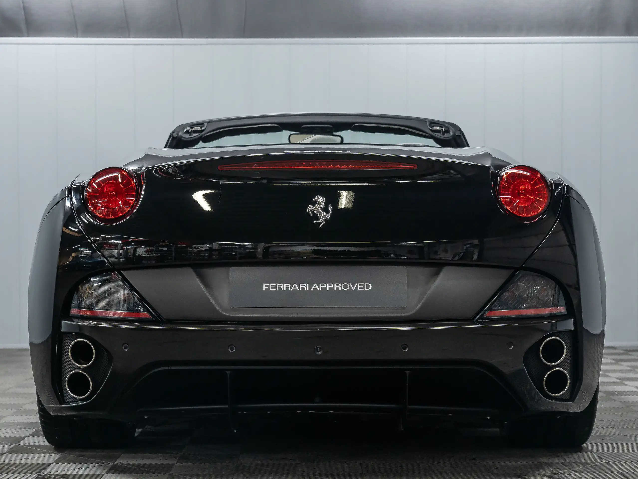 Ferrari - California