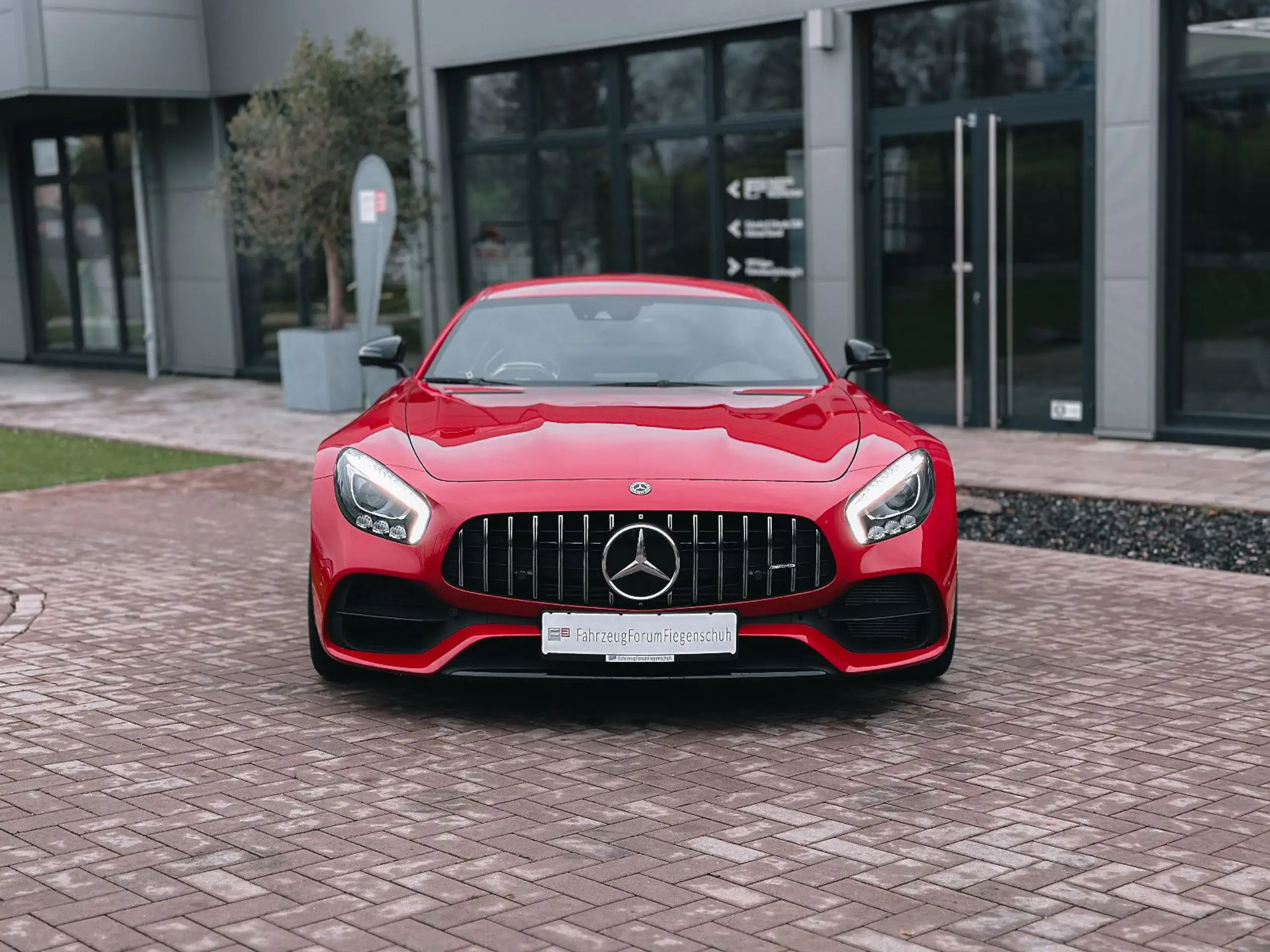 Mercedes-Benz - AMG GT